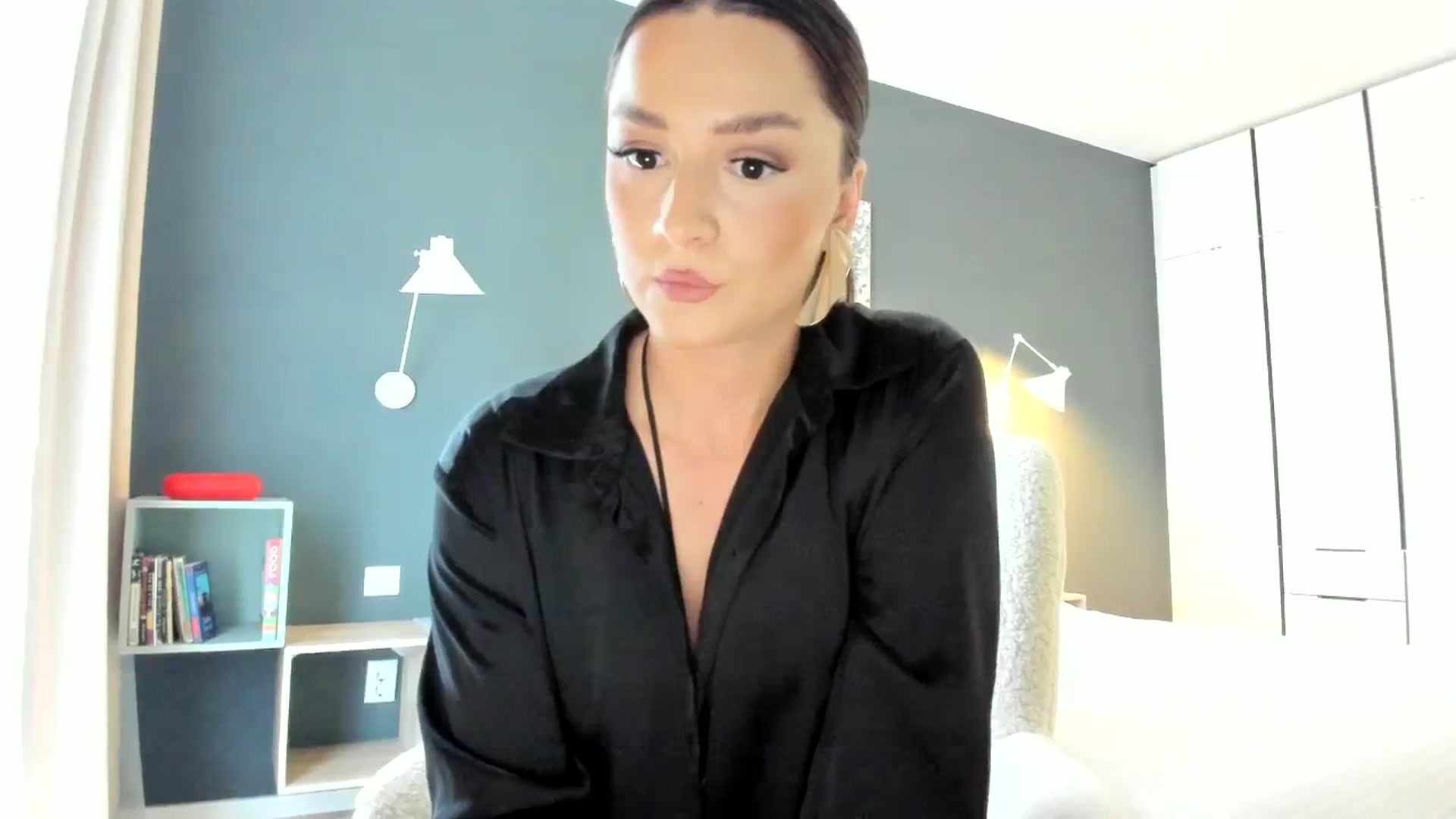 Gallery image thumbnail from Eve___'s myfreecams stream on, 03/09/2024, 15:10 image 8 of 20