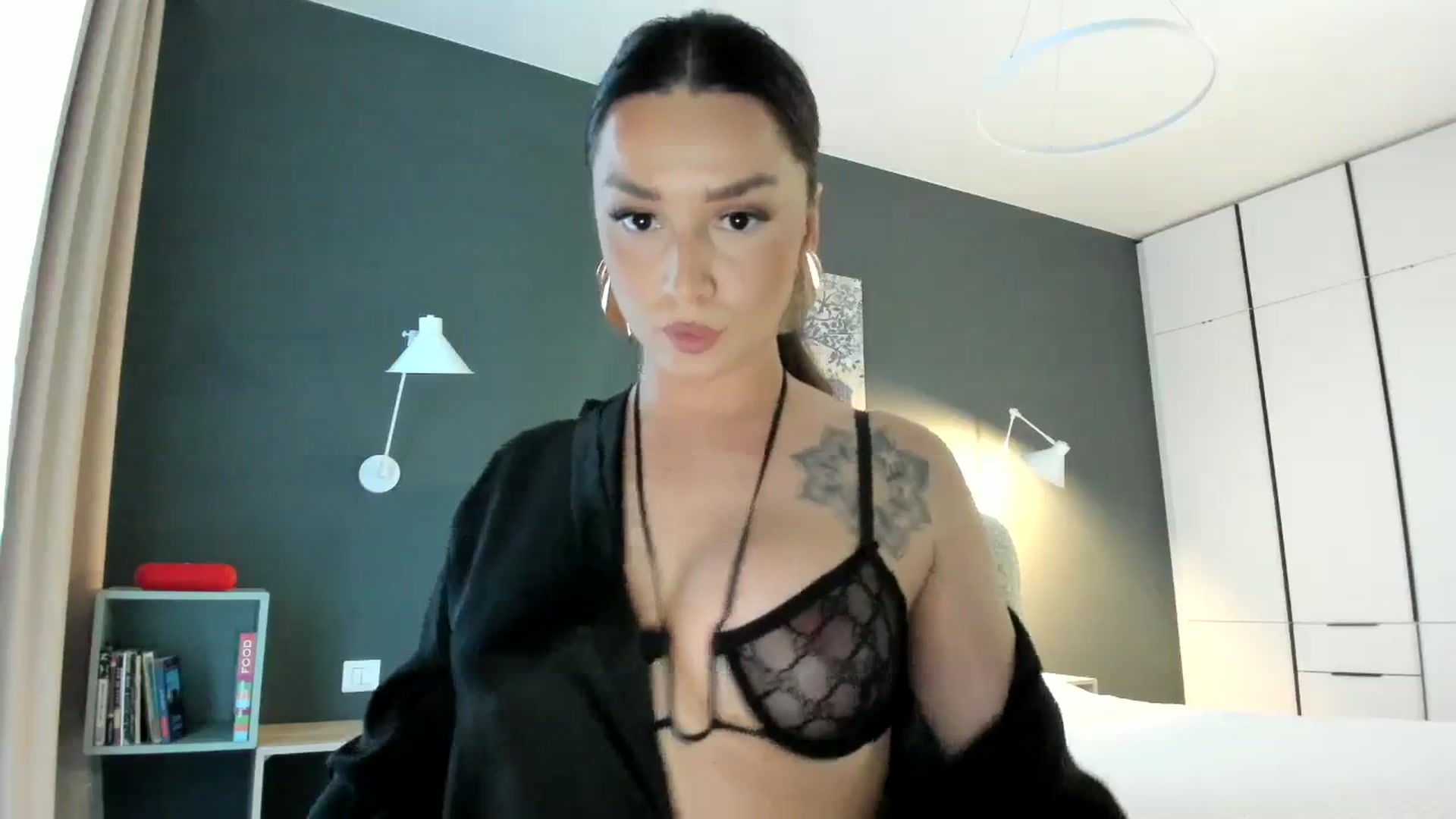 Gallery image thumbnail from Eve___'s myfreecams stream on, 03/09/2024, 16:29 image 11 of 20