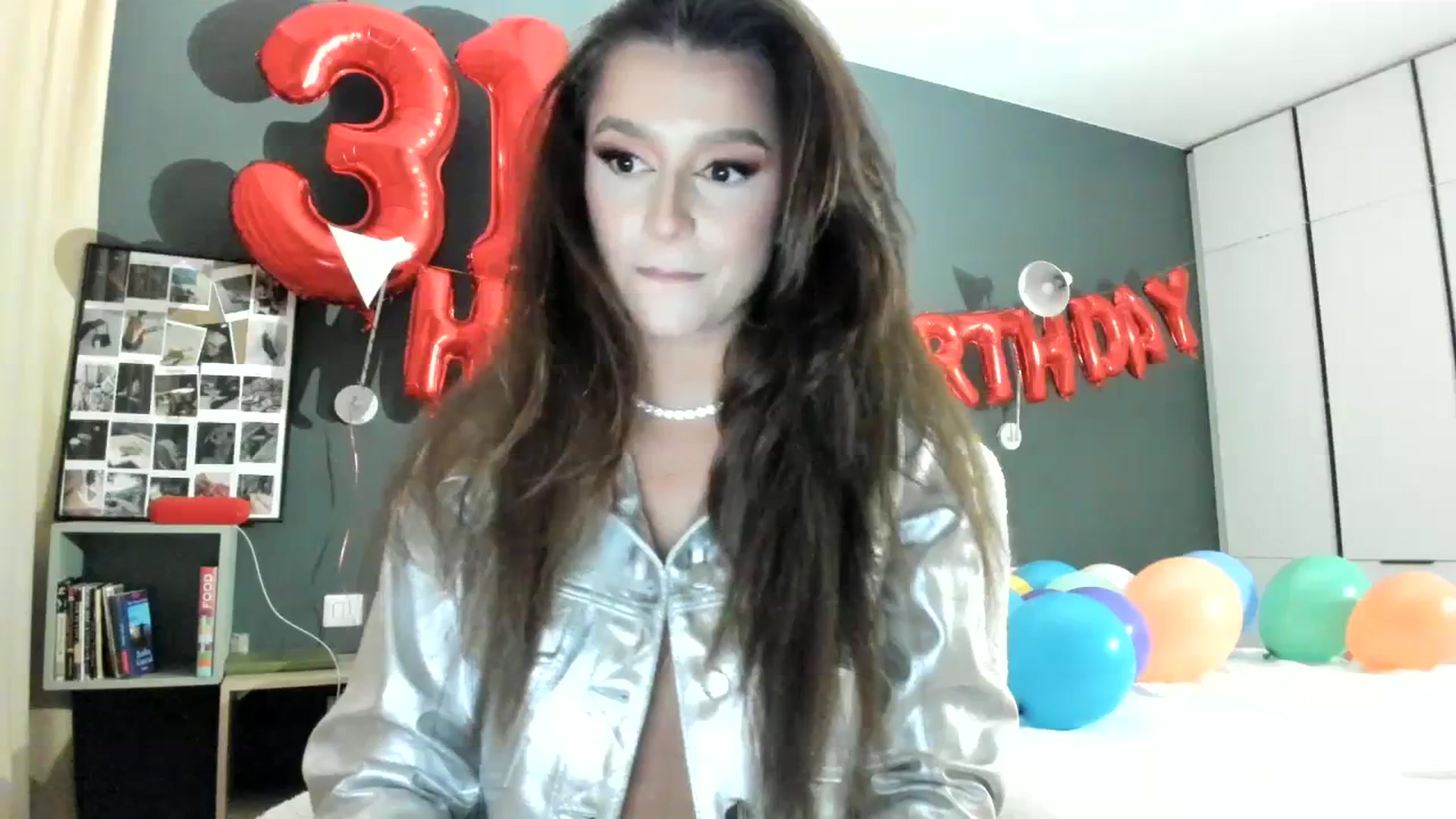 Gallery image thumbnail from Eve___'s myfreecams stream on, 03/15/2024, 19:47 image 3 of 20