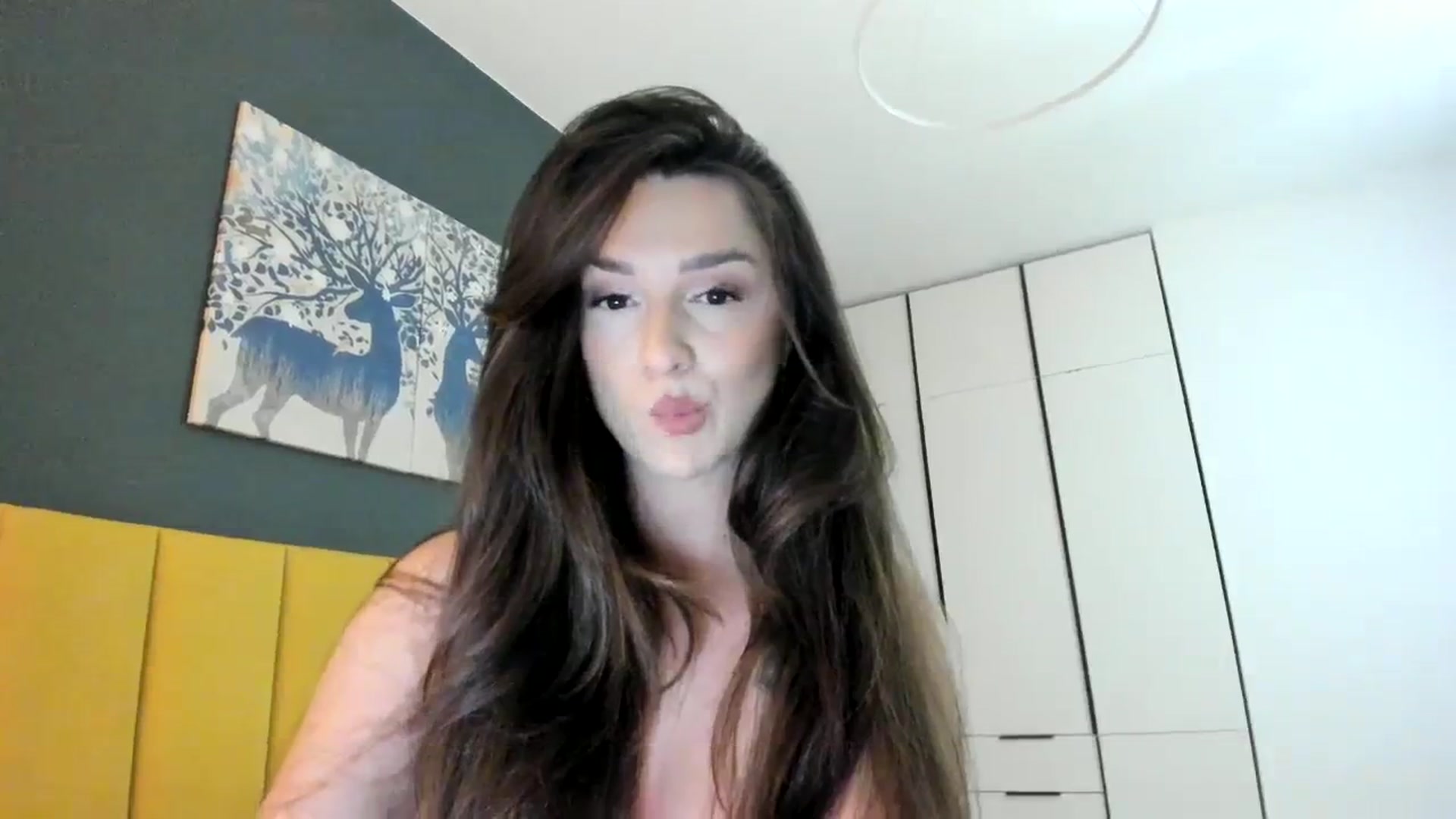 Gallery image thumbnail from Eve___'s myfreecams stream on, 03/22/2024, 17:13 image 15 of 20