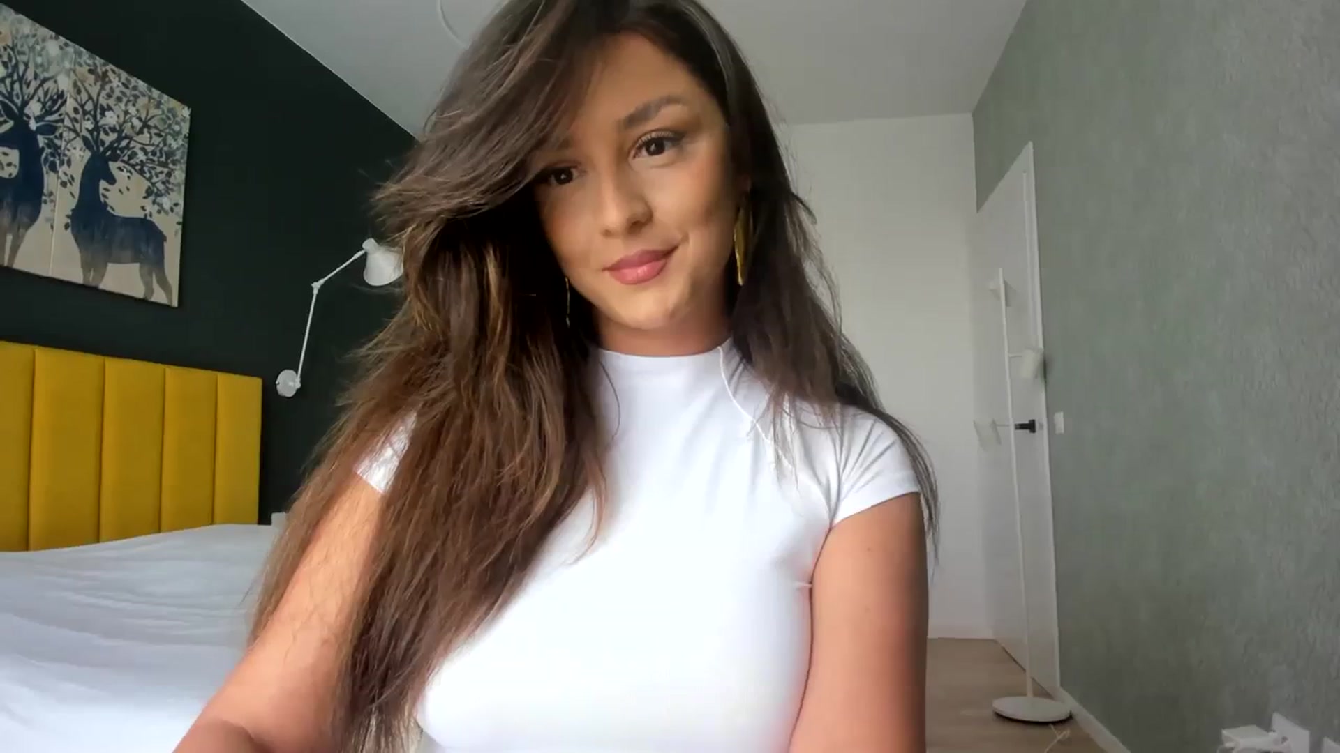 Gallery image thumbnail from Eve___'s myfreecams stream on, 04/14/2024, 12:10 image 3 of 20