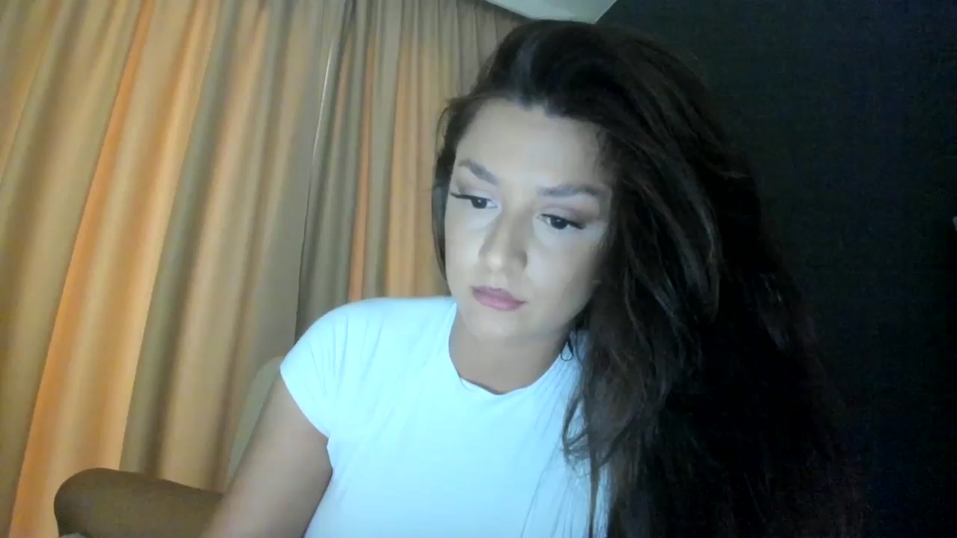 Gallery image thumbnail from Eve___'s myfreecams stream on, 04/14/2024, 12:54 image 18 of 20