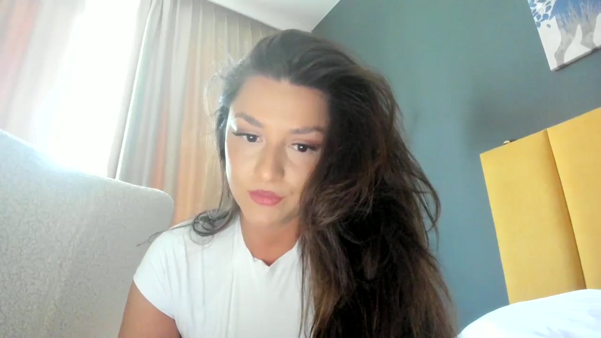 Gallery image thumbnail from Eve___'s myfreecams stream on, 04/14/2024, 12:54 image 10 of 20