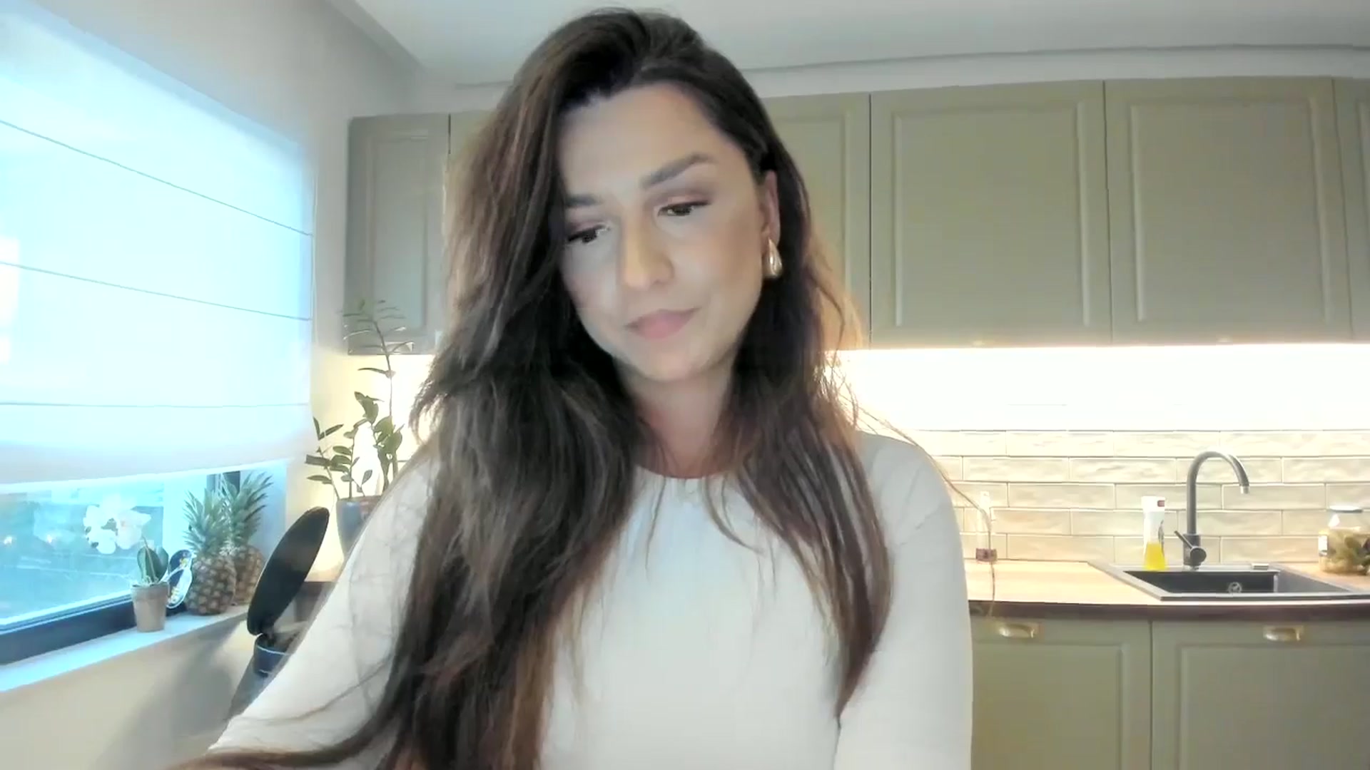 Gallery image thumbnail from Eve___'s myfreecams stream on, 04/26/2024, 16:41 image 20 of 20