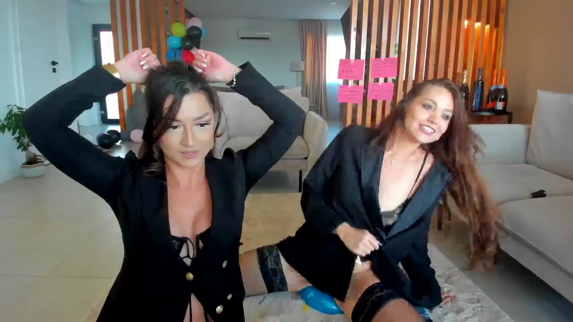 Gallery image thumbnail from Eve___'s myfreecams stream on, 04/28/2024, 15:39 image 13 of 20