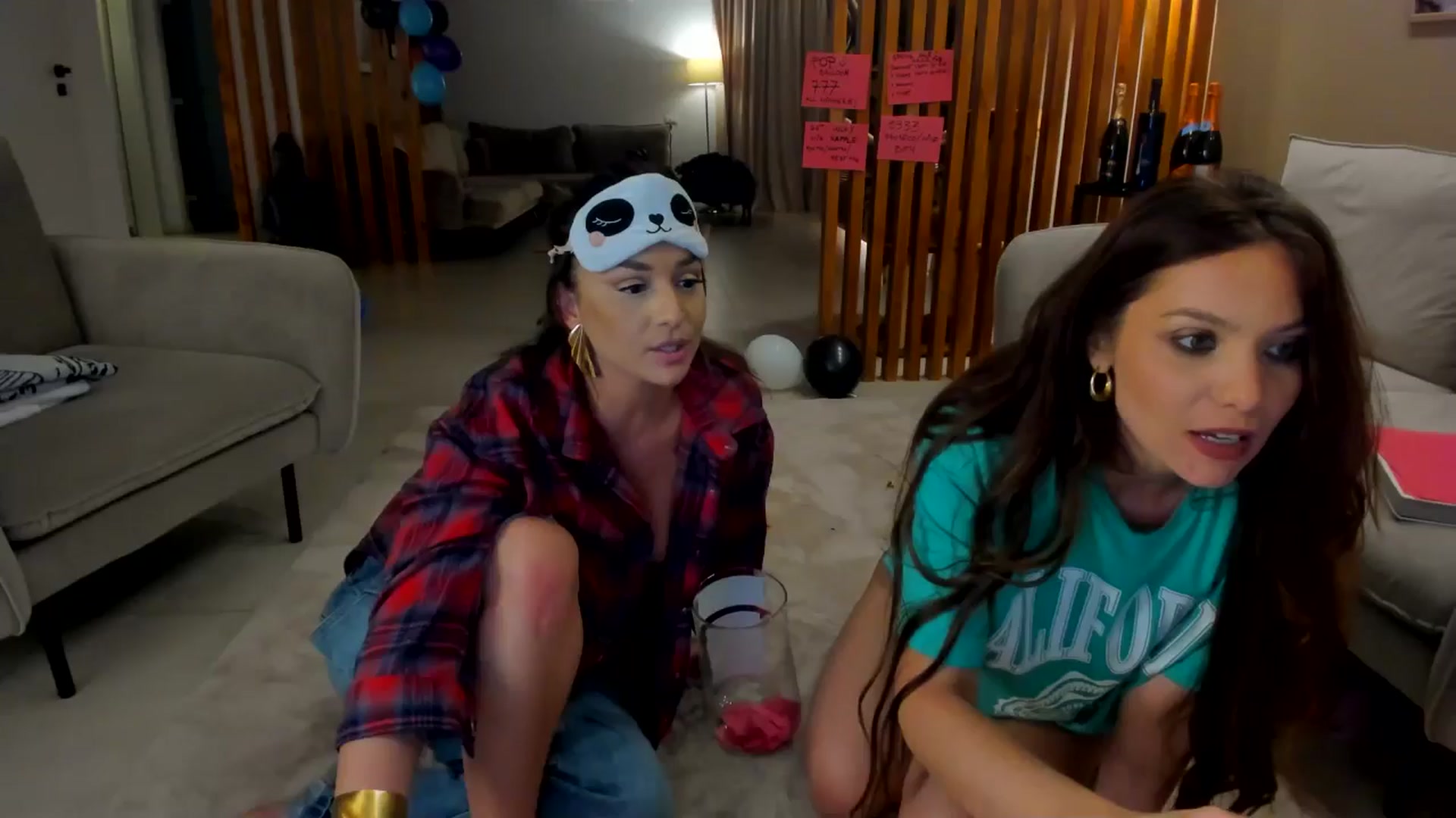 Gallery image thumbnail from Eve___'s myfreecams stream on, 04/28/2024, 19:29 image 11 of 20