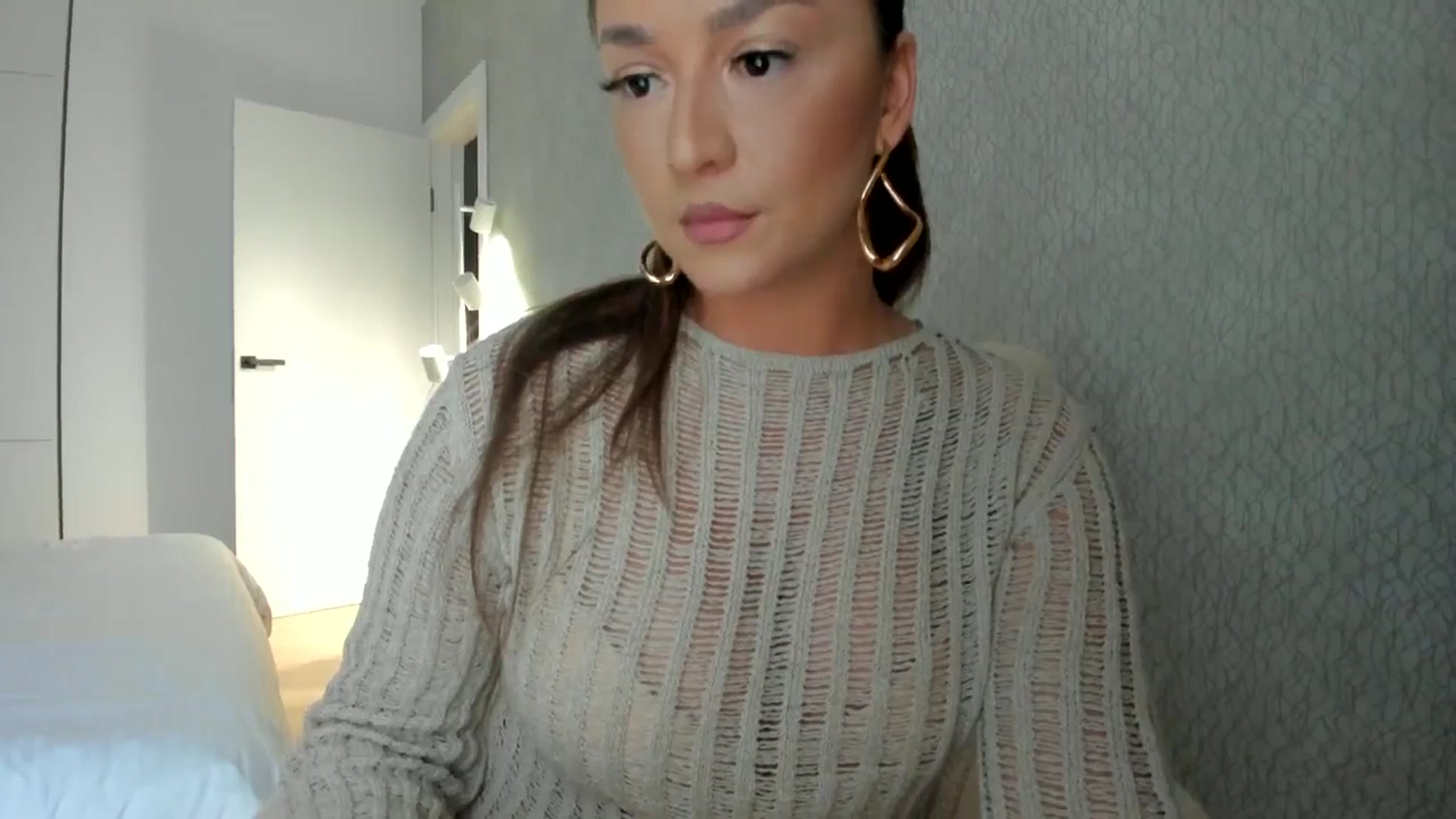 Gallery image thumbnail from Eve___'s myfreecams stream on, 05/09/2024, 13:13 image 10 of 20