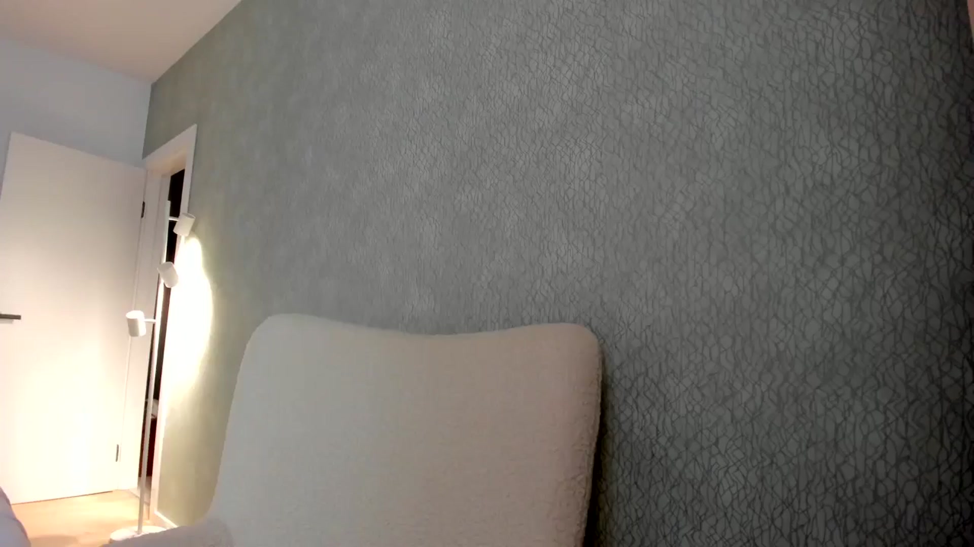Gallery image thumbnail from Eve___'s myfreecams stream on, 05/09/2024, 14:21 image 6 of 20