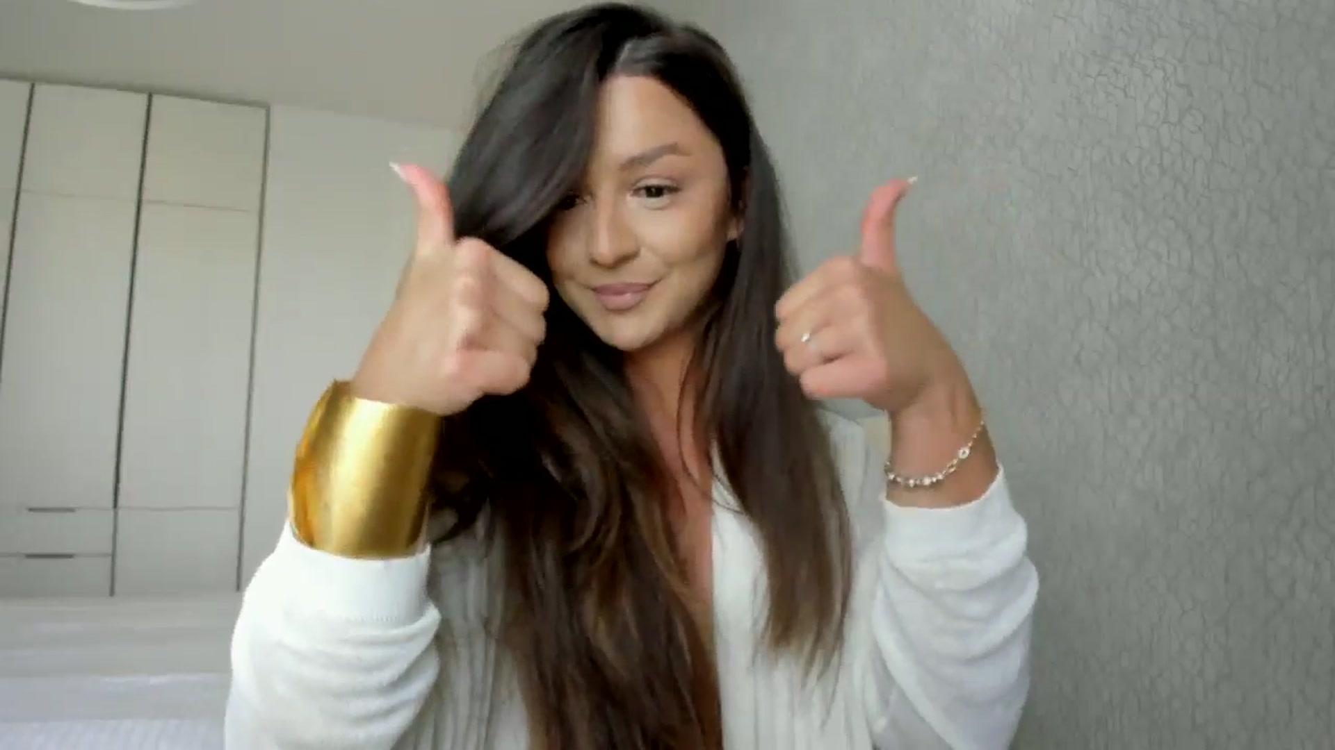 Gallery image thumbnail from Eve___'s myfreecams stream on, 05/10/2024, 15:11 image 7 of 20