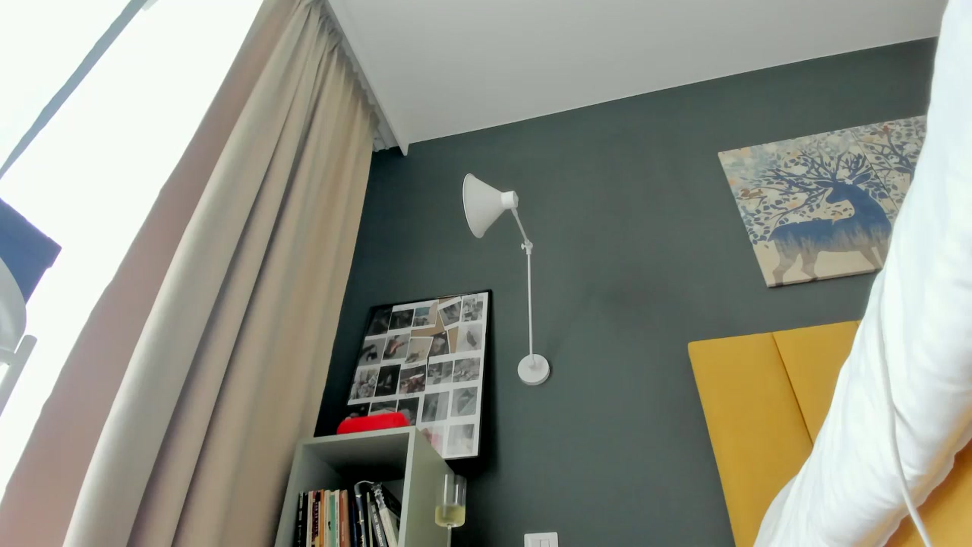 Gallery image thumbnail from Eve___'s myfreecams stream on, 05/19/2024, 14:51 image 10 of 20