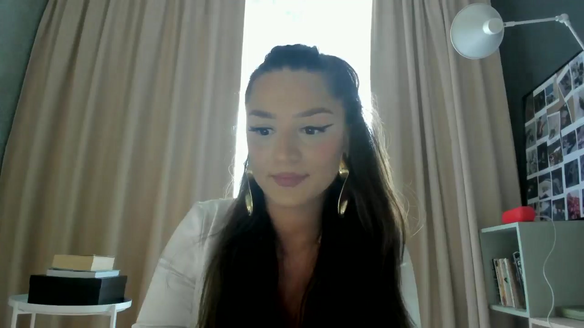 Gallery image thumbnail from Eve___'s myfreecams stream on, 05/23/2024, 15:01 image 18 of 20