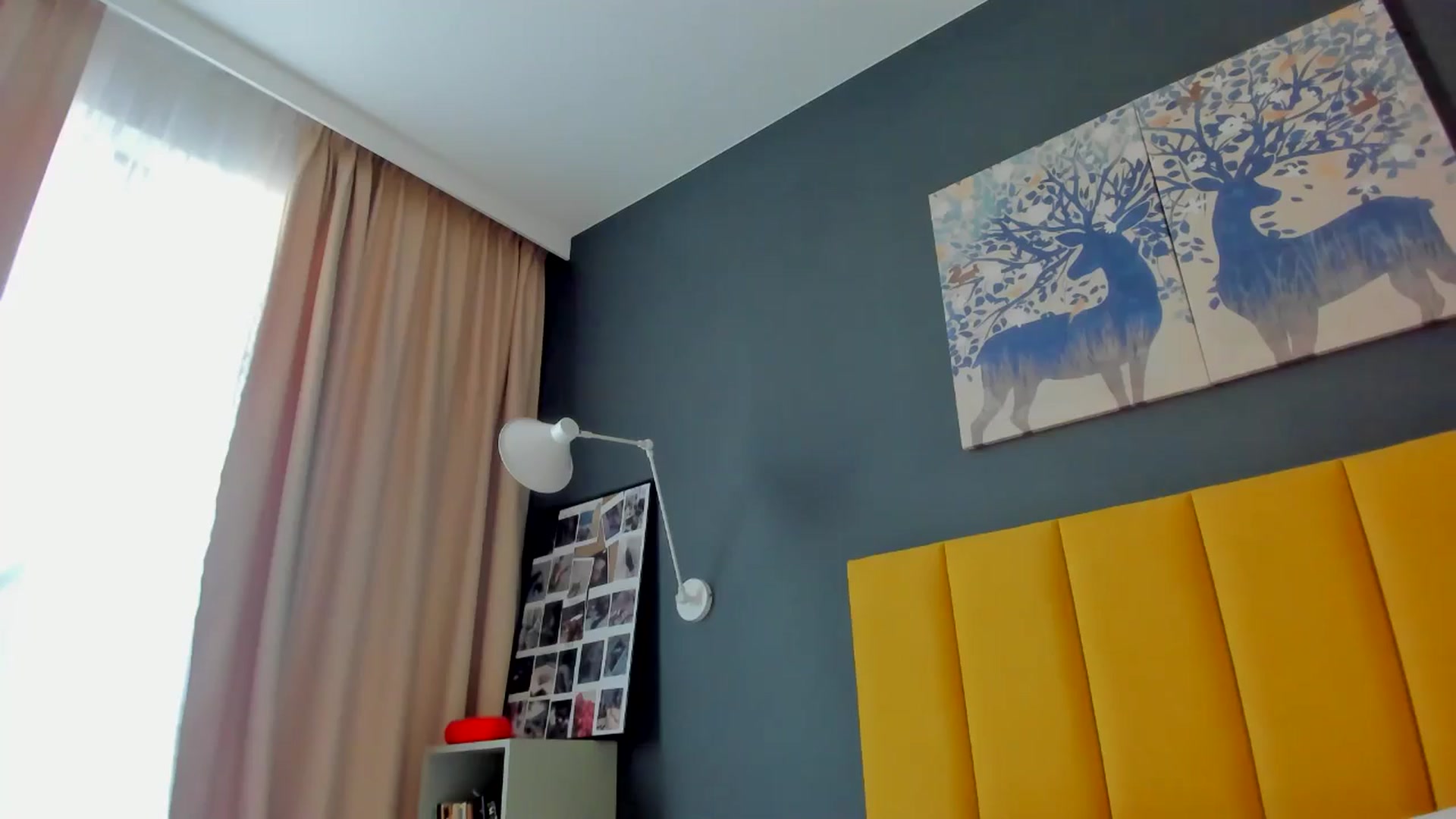 Gallery image thumbnail from Eve___'s myfreecams stream on, 06/02/2024, 15:25 image 14 of 20