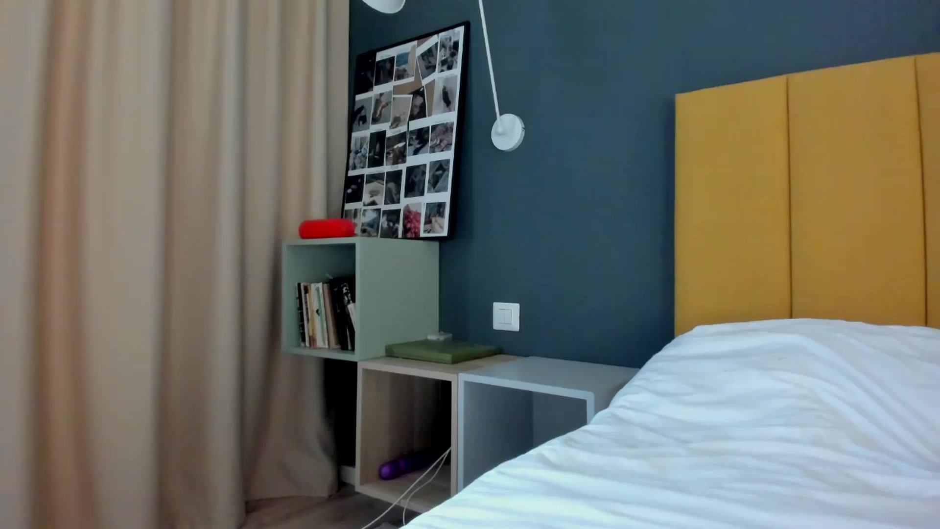 Gallery image thumbnail from Eve___'s myfreecams stream on, 06/03/2024, 13:54 image 15 of 20