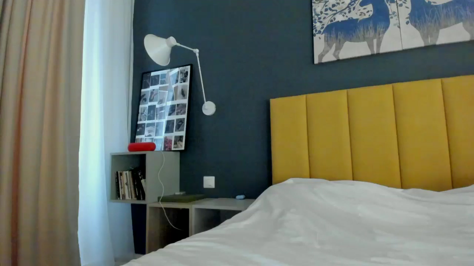 Gallery image thumbnail from Eve___'s myfreecams stream on, 06/04/2024, 16:28 image 10 of 20