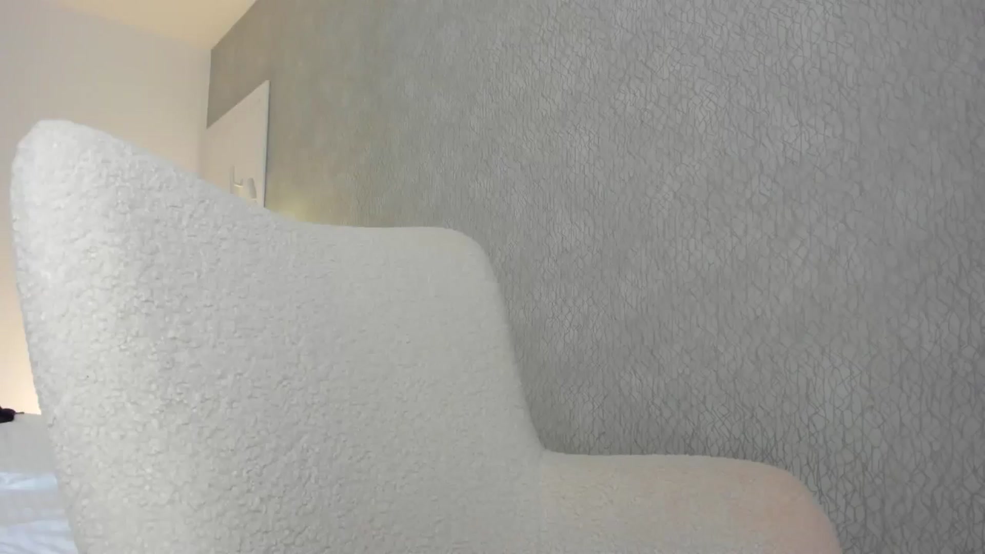 Gallery image thumbnail from Eve___'s myfreecams stream on, 06/05/2024, 15:04 image 11 of 20