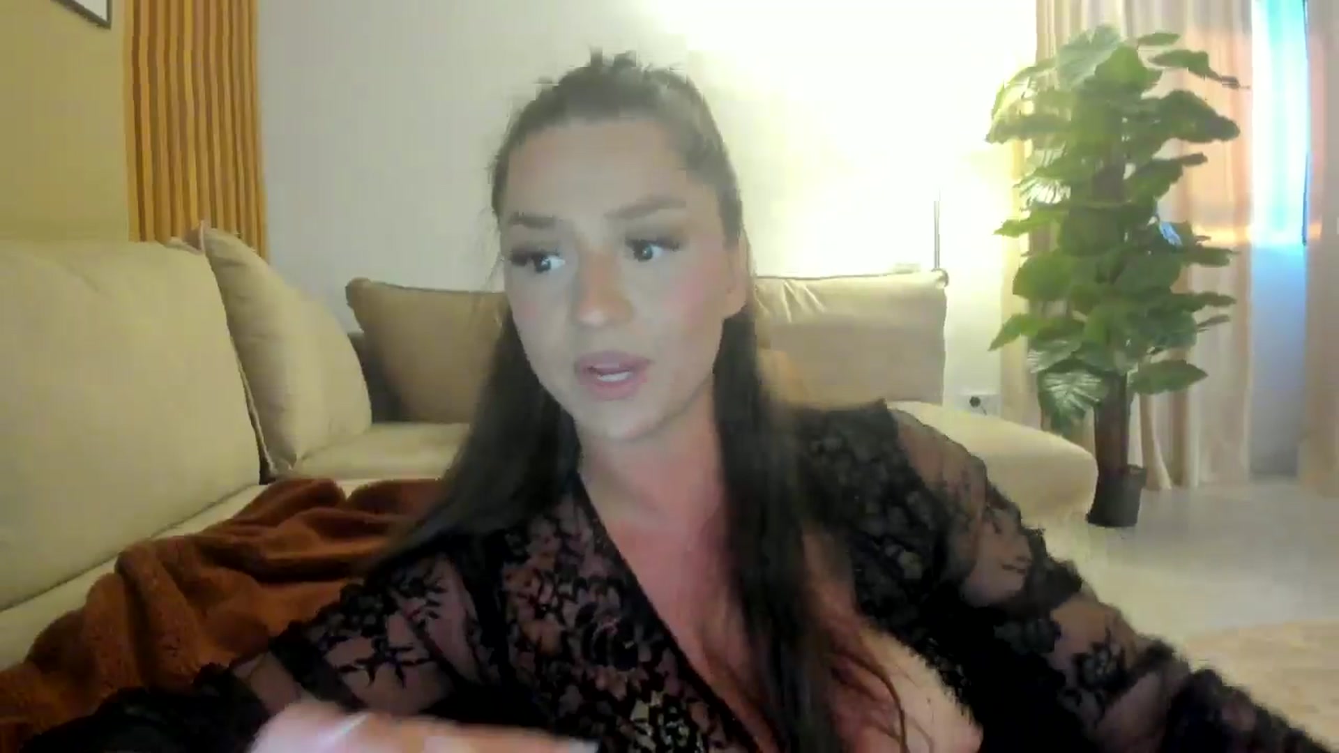 Gallery image thumbnail from Eve___'s myfreecams stream on, 06/06/2024, 18:41 image 6 of 20