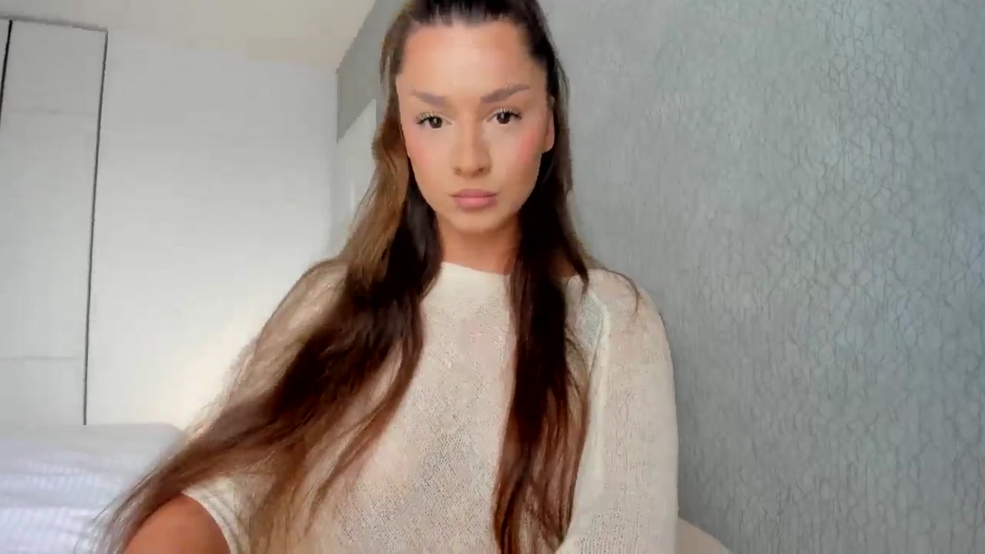 Gallery image thumbnail from Eve___'s myfreecams stream on, 06/12/2024, 13:09 image 6 of 20