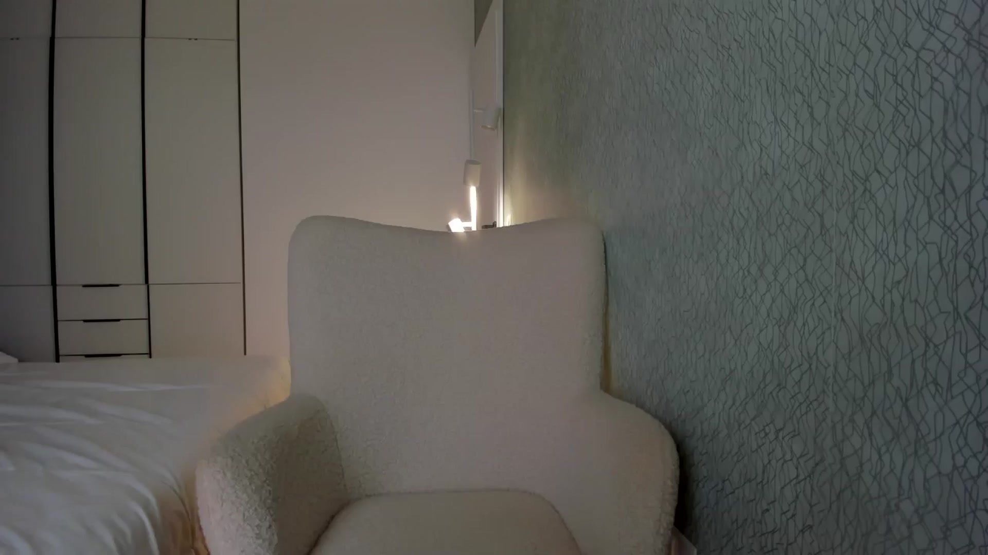 Gallery image thumbnail from Eve___'s myfreecams stream on, 07/03/2024, 13:59 image 11 of 20