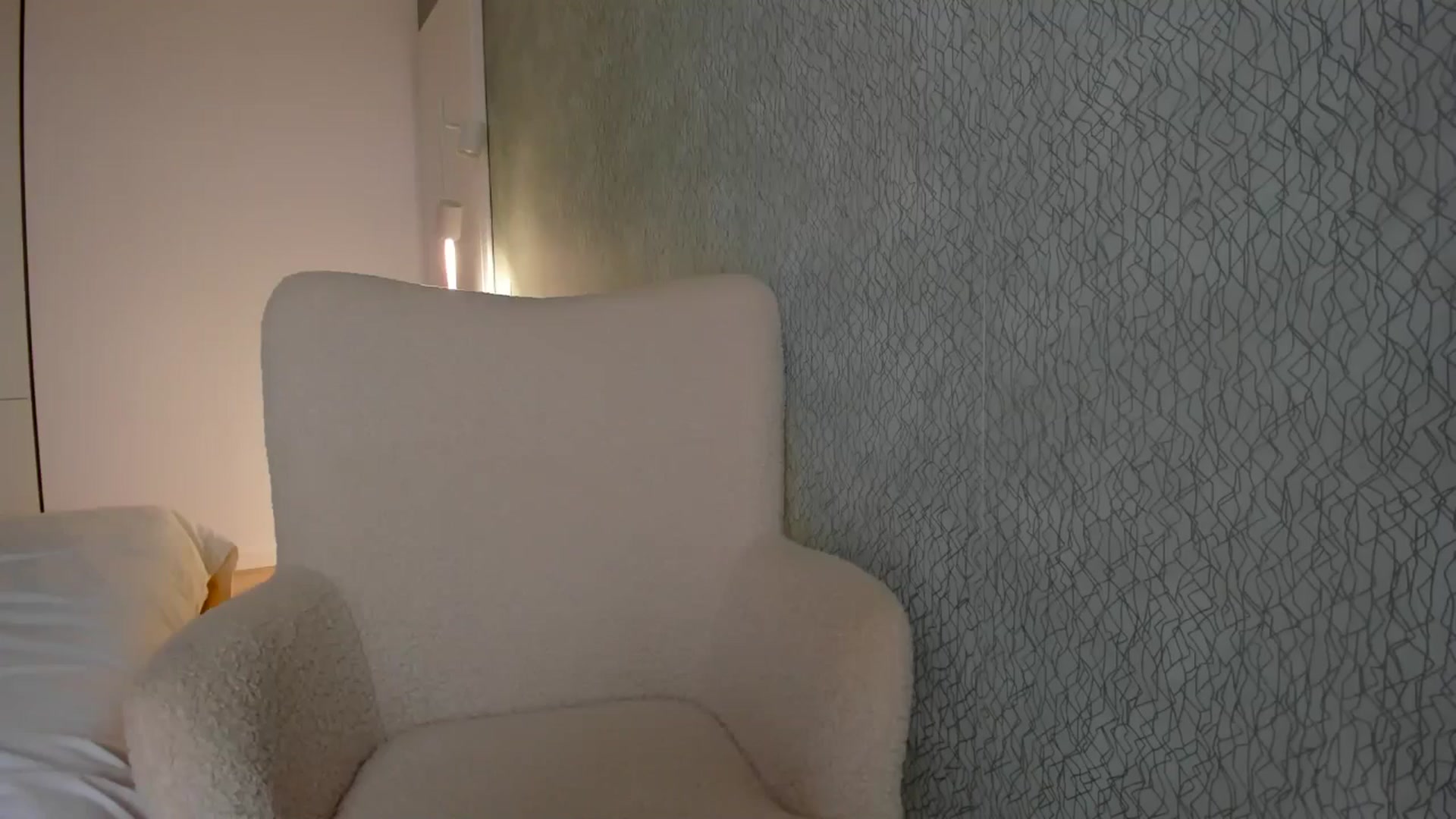 Gallery image thumbnail from Eve___'s myfreecams stream on, 07/03/2024, 14:45 image 10 of 20