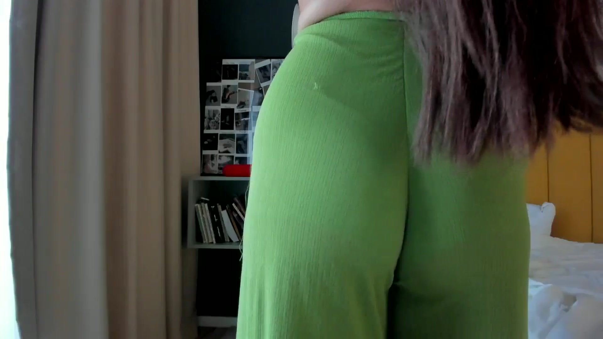 Gallery image thumbnail from Eve___'s myfreecams stream on, 07/03/2024, 16:20 image 18 of 20