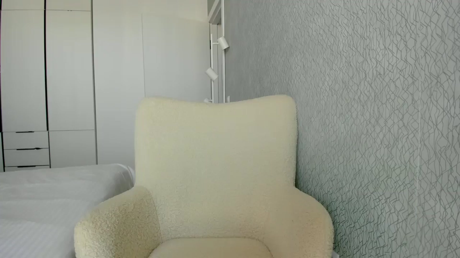 Gallery image thumbnail from Eve___'s myfreecams stream on, 07/06/2024, 14:04 image 8 of 20