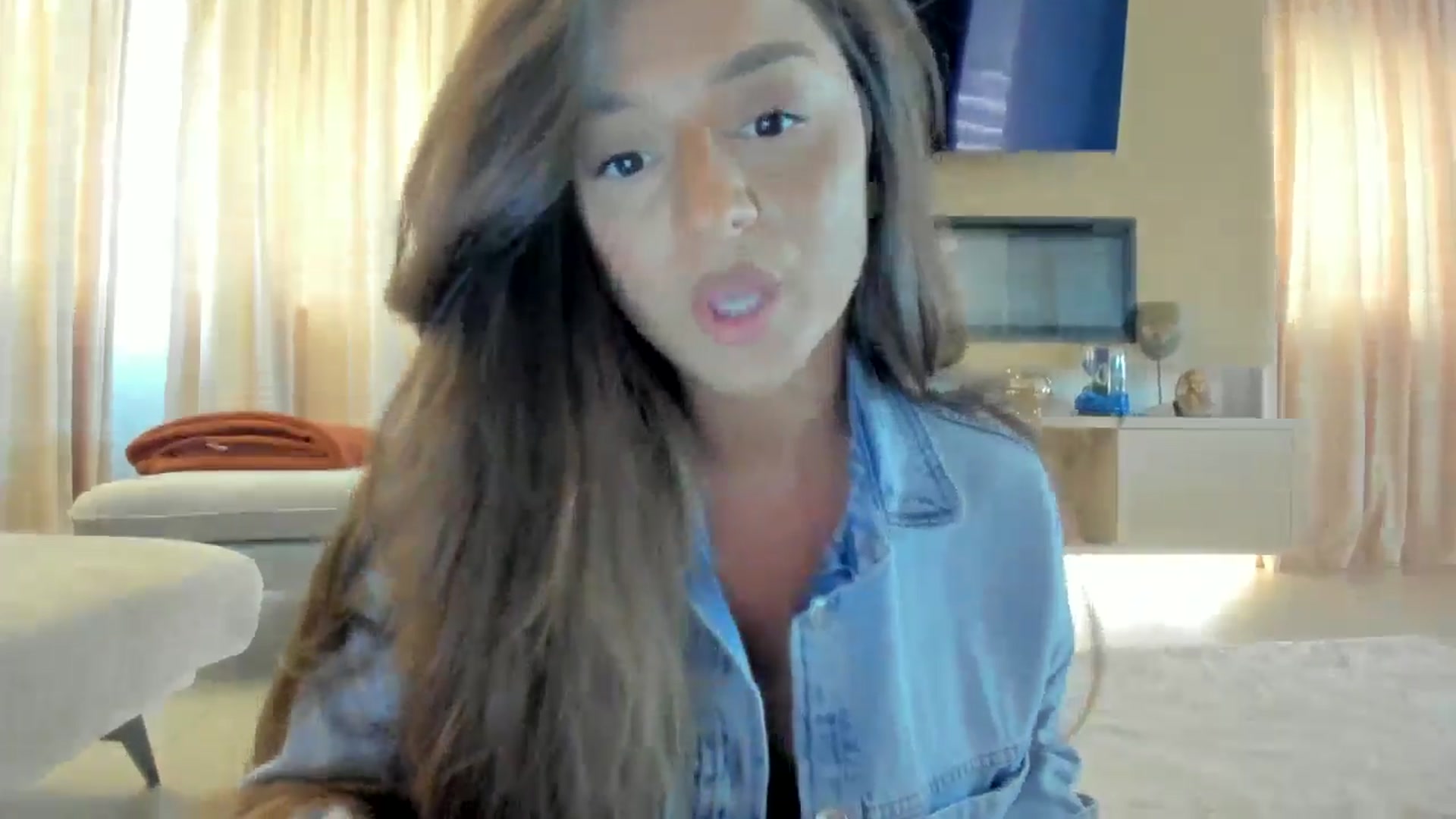 Gallery image thumbnail from Eve___'s myfreecams stream on, 07/21/2024, 13:49 image 12 of 20