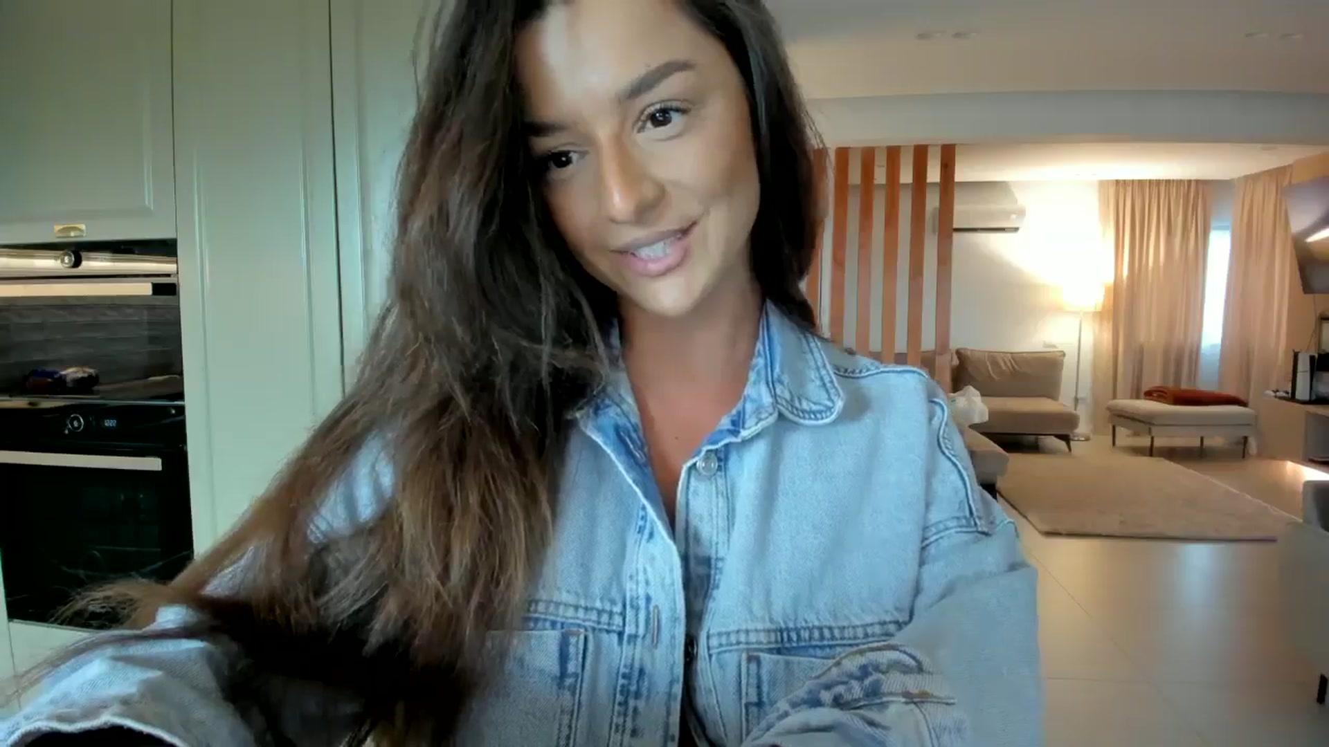 Gallery image thumbnail from Eve___'s myfreecams stream on, 07/21/2024, 13:49 image 2 of 20