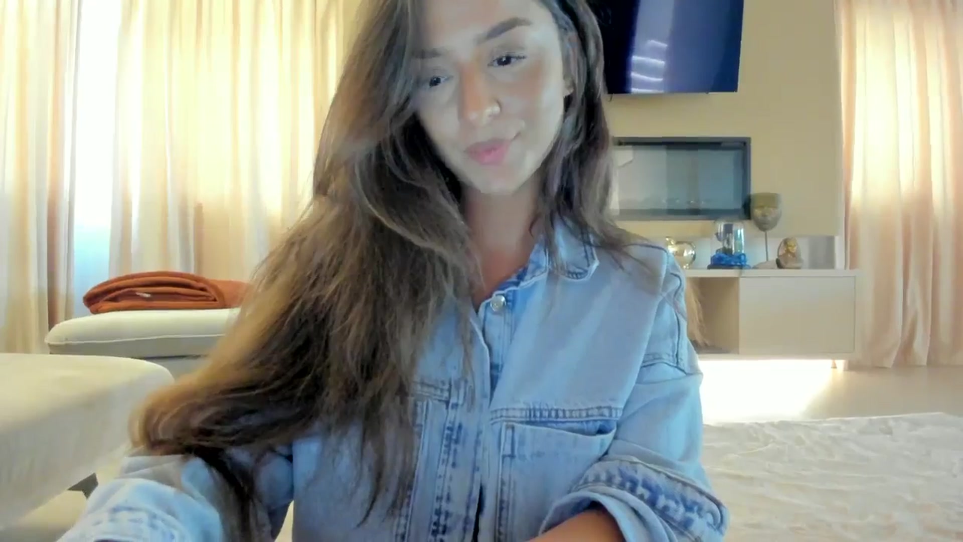Gallery image thumbnail from Eve___'s myfreecams stream on, 07/21/2024, 13:49 image 8 of 20