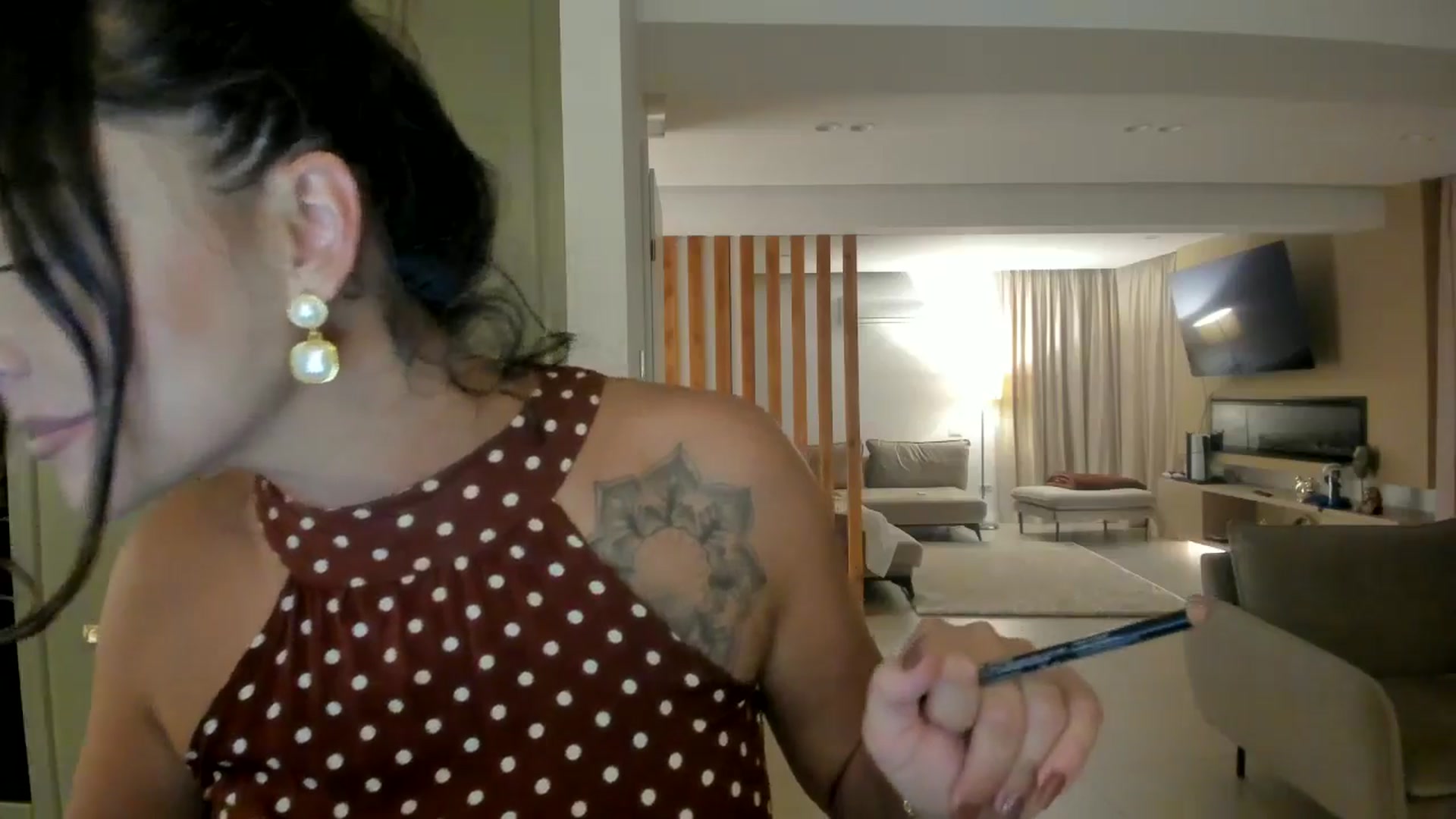 Gallery image thumbnail from Eve___'s myfreecams stream on, 07/21/2024, 20:36 image 10 of 20