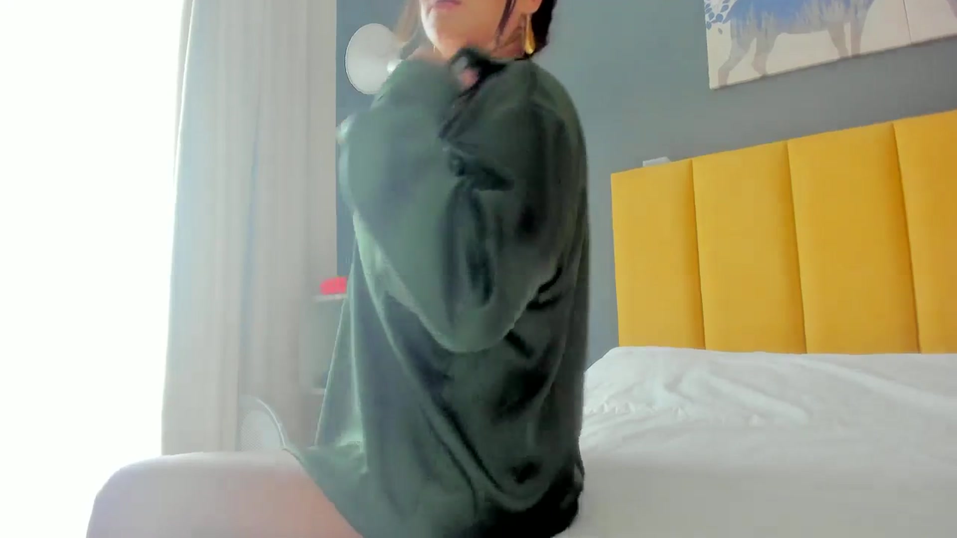 Gallery image thumbnail from Eve___'s myfreecams stream on, 07/25/2024, 14:17 image 13 of 20