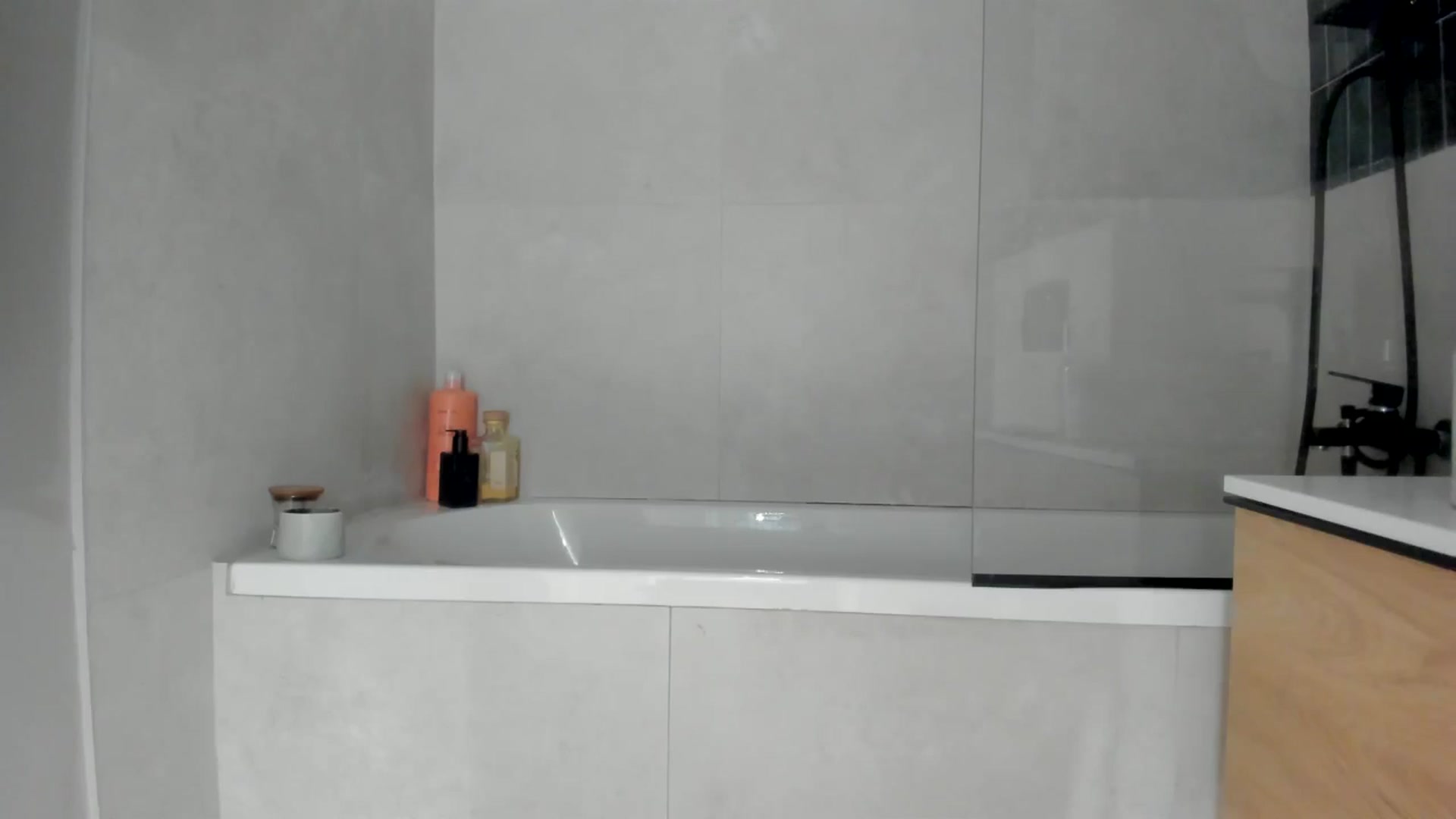 Gallery image thumbnail from Eve___'s myfreecams stream on, 07/29/2024, 14:17 image 4 of 20