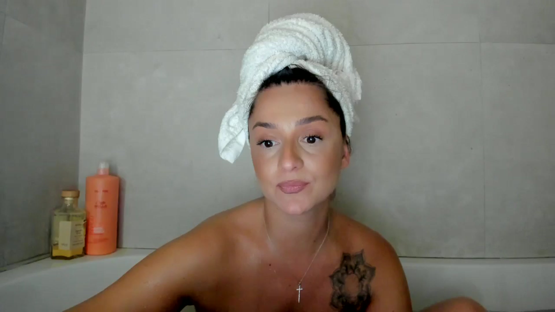 Gallery image thumbnail from Eve___'s myfreecams stream on, 07/29/2024, 15:26 image 20 of 20