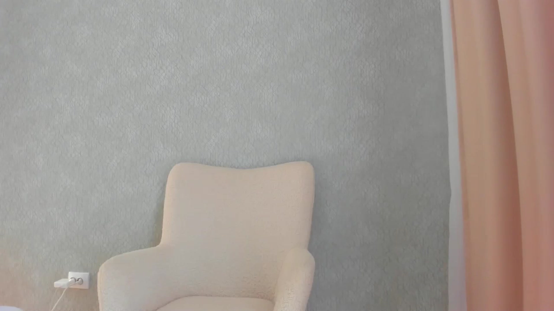 Gallery image thumbnail from Eve___'s myfreecams stream on, 08/08/2024, 14:28 image 4 of 20