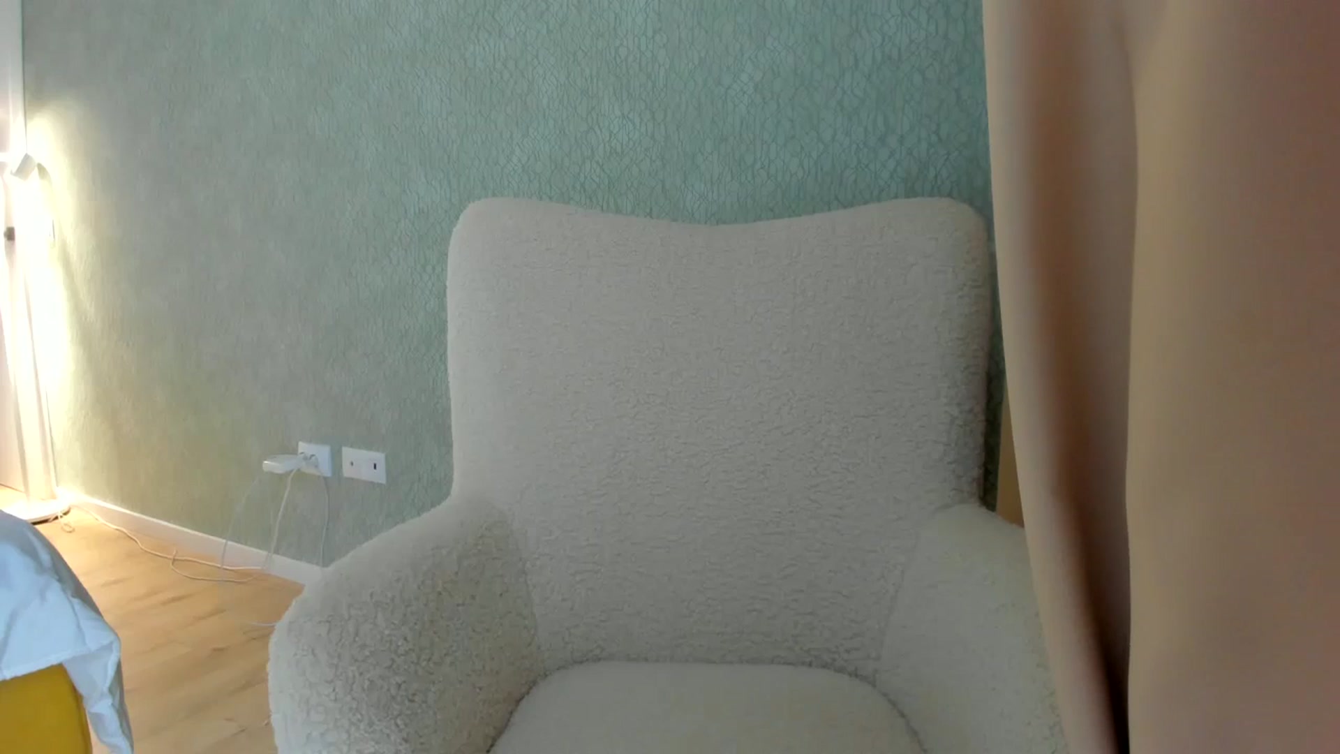 Gallery image thumbnail from Eve___'s myfreecams stream on, 08/23/2024, 14:41 image 11 of 20