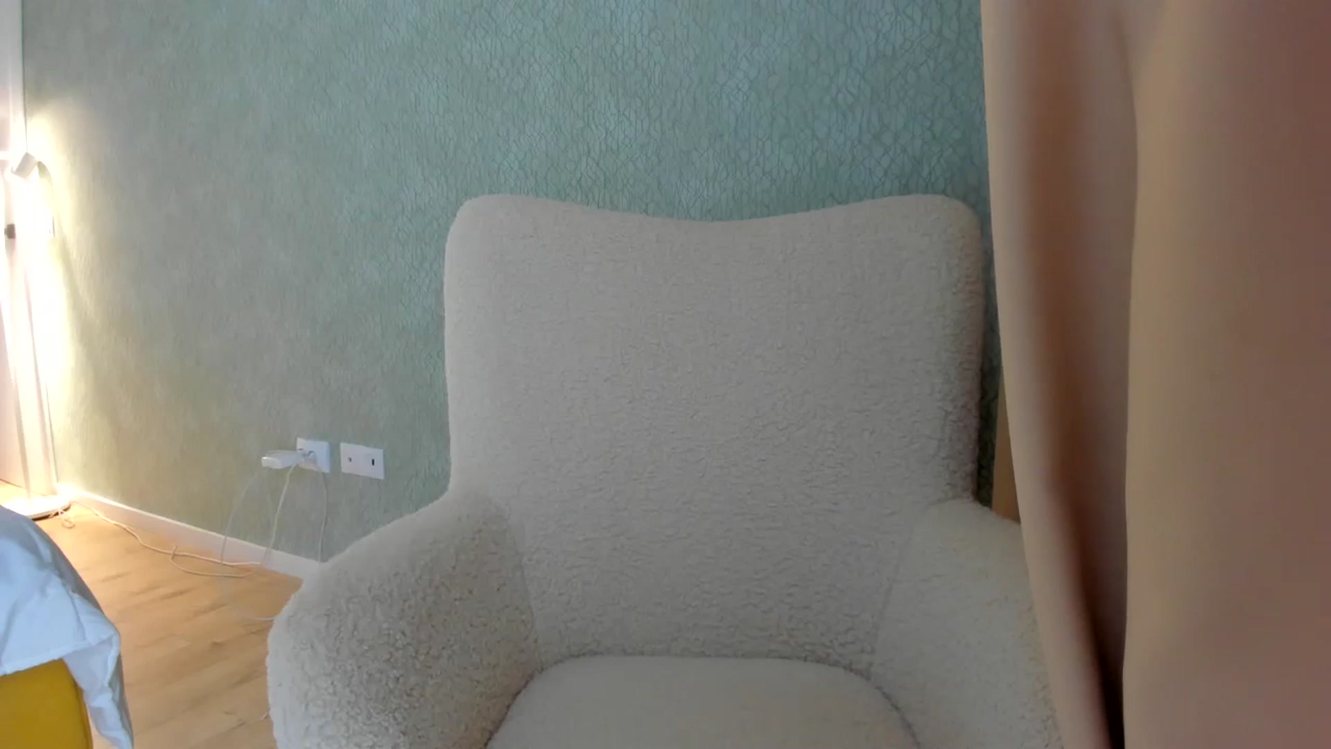 Gallery image thumbnail from Eve___'s myfreecams stream on, 08/23/2024, 14:41 image 12 of 20