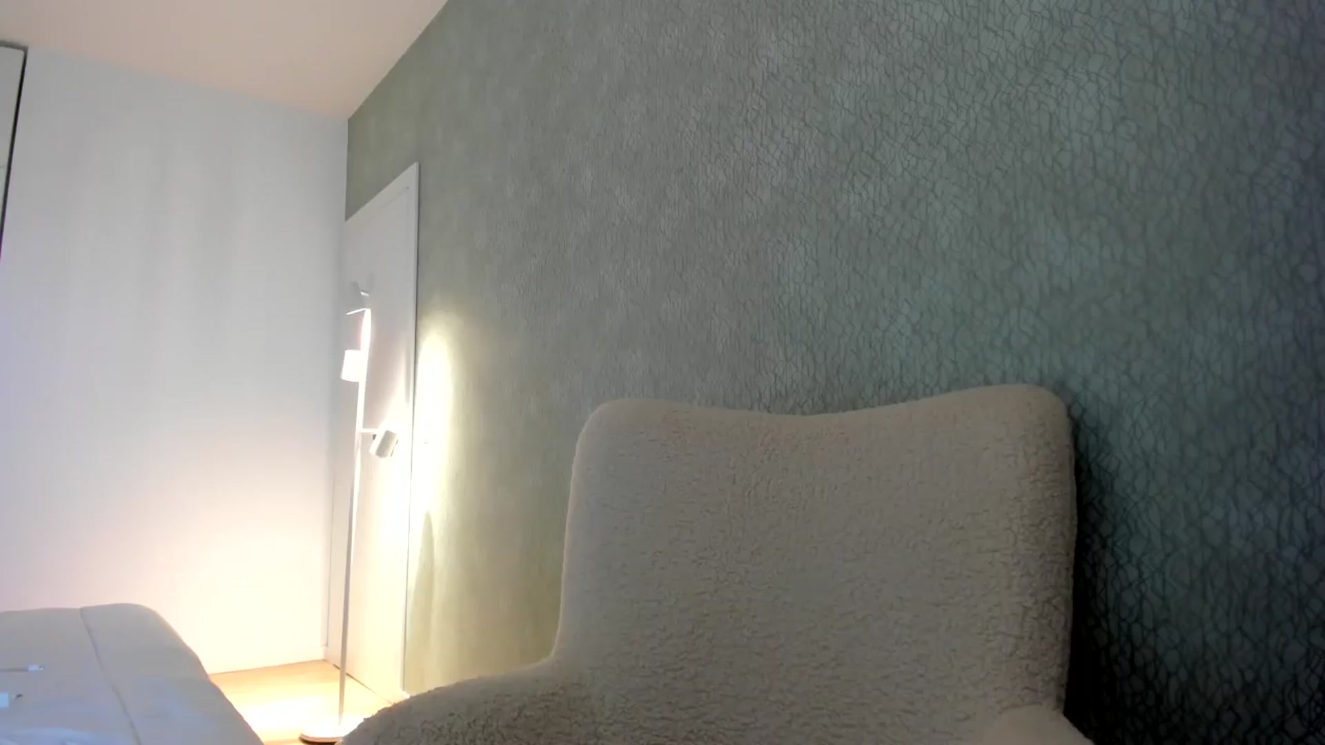 Gallery image thumbnail from Eve___'s myfreecams stream on, 08/26/2024, 14:21 image 5 of 20