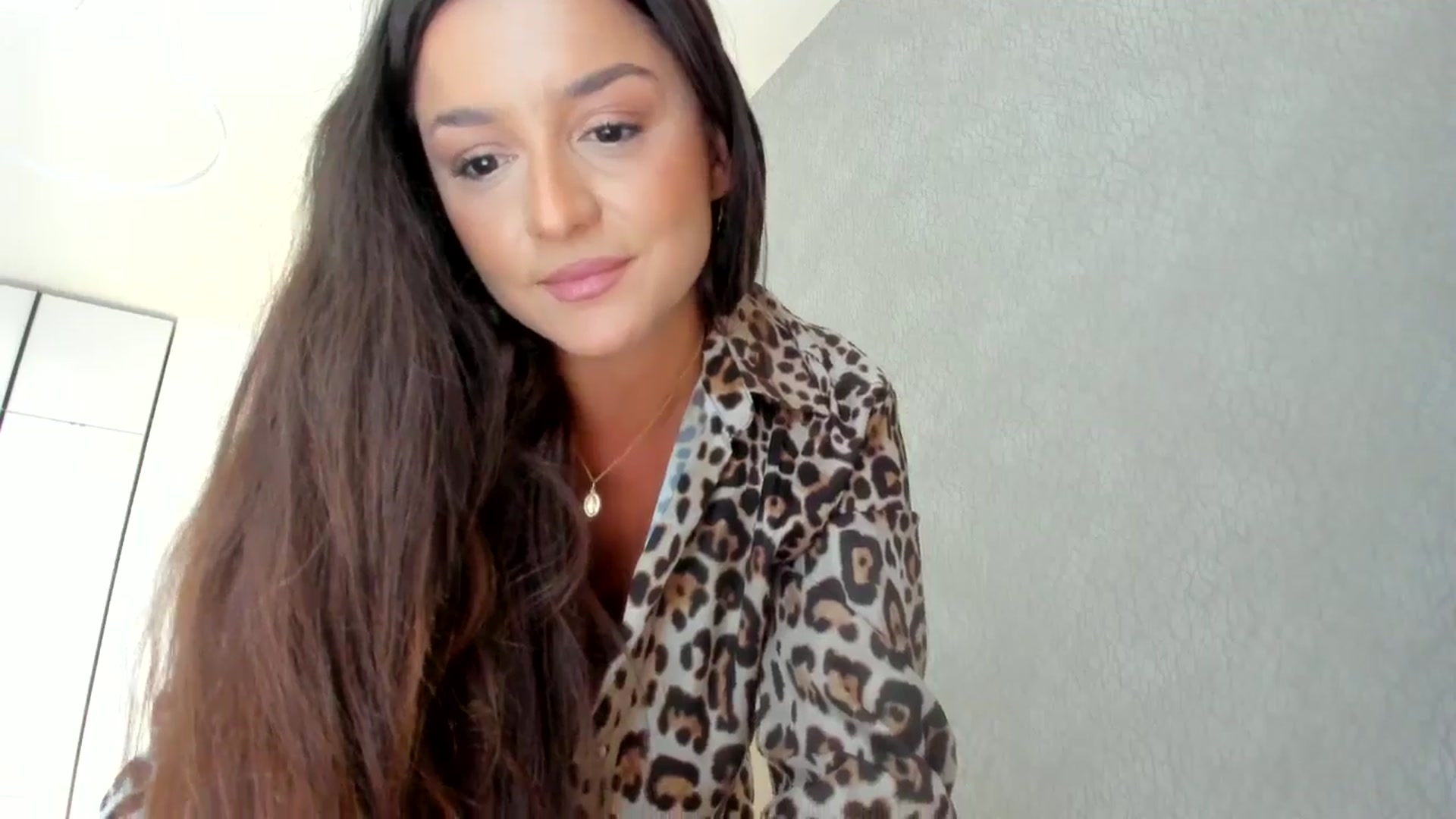 Gallery image thumbnail from Eve___'s myfreecams stream on, 08/26/2024, 14:21 image 17 of 20