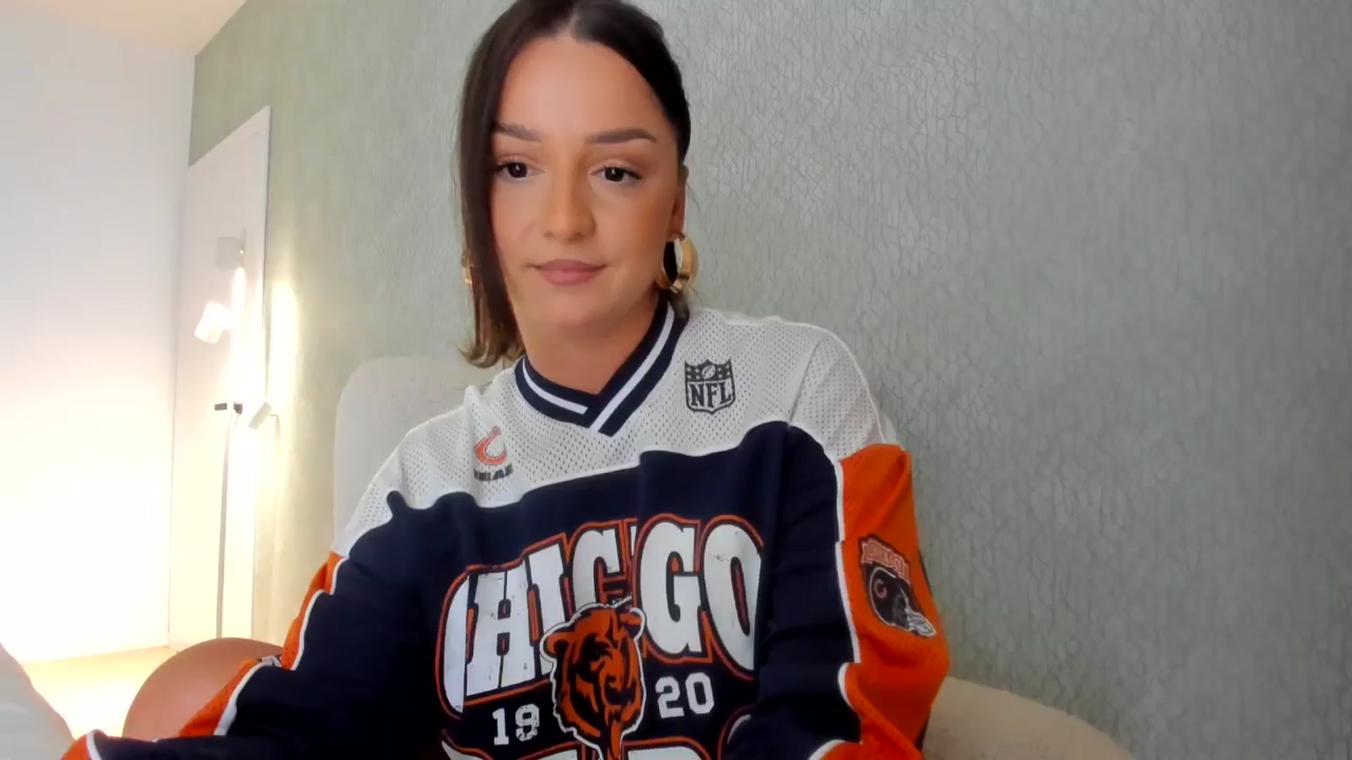 Gallery image thumbnail from Eve___'s myfreecams stream on, 08/28/2024, 13:34 image 17 of 20