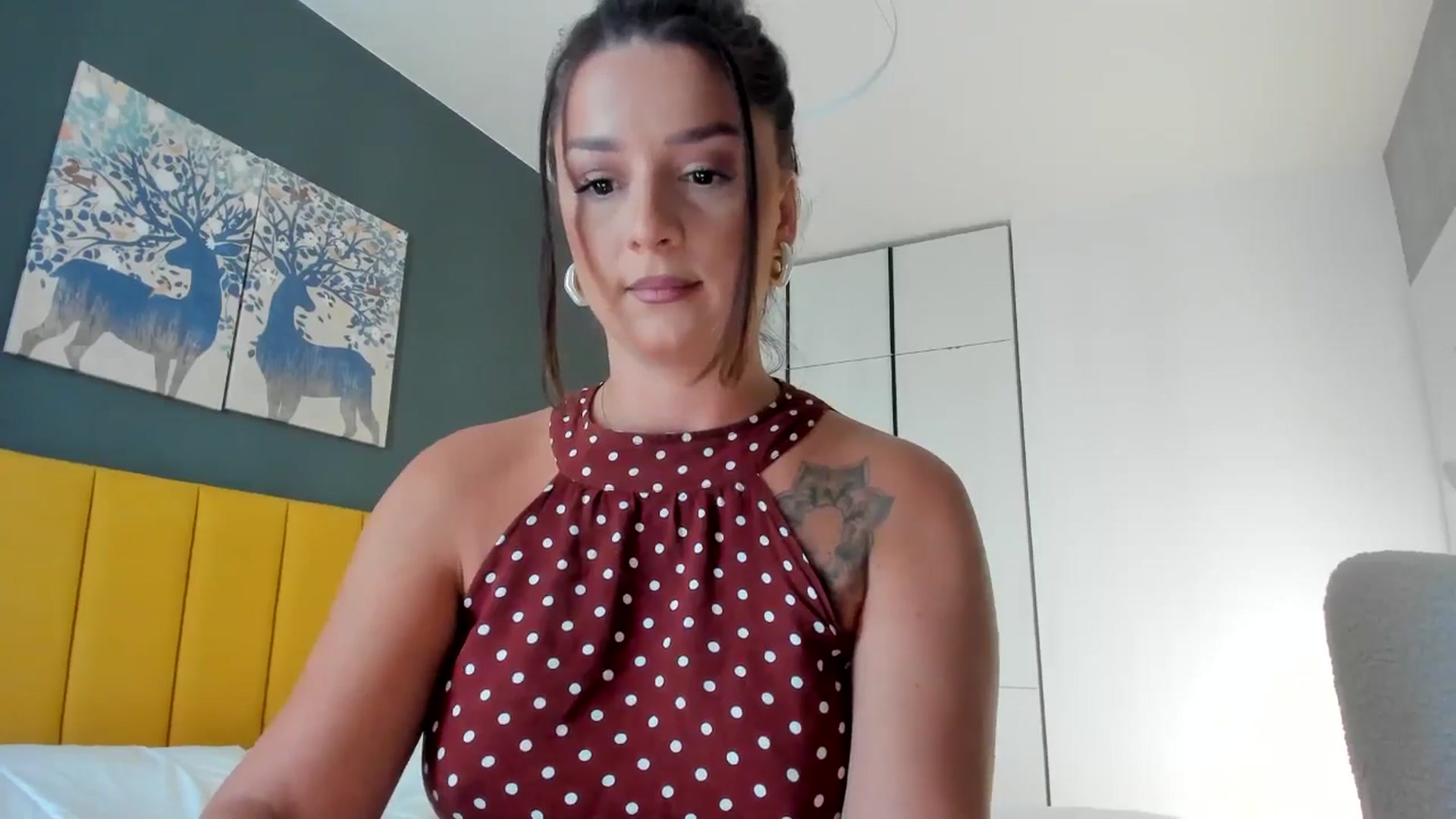 Gallery image thumbnail from Eve___'s myfreecams stream on, 09/03/2024, 13:37 image 8 of 20