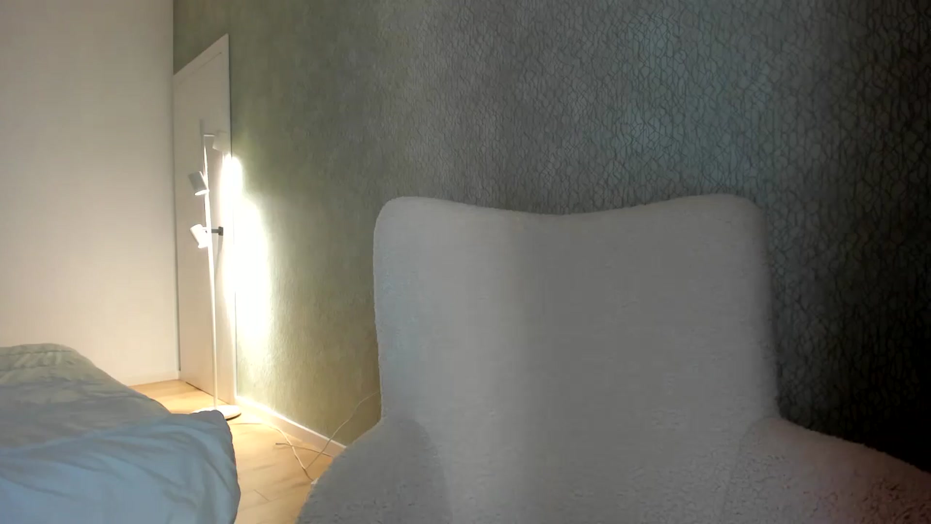 Gallery image thumbnail from Eve___'s myfreecams stream on, 09/03/2024, 16:05 image 10 of 20