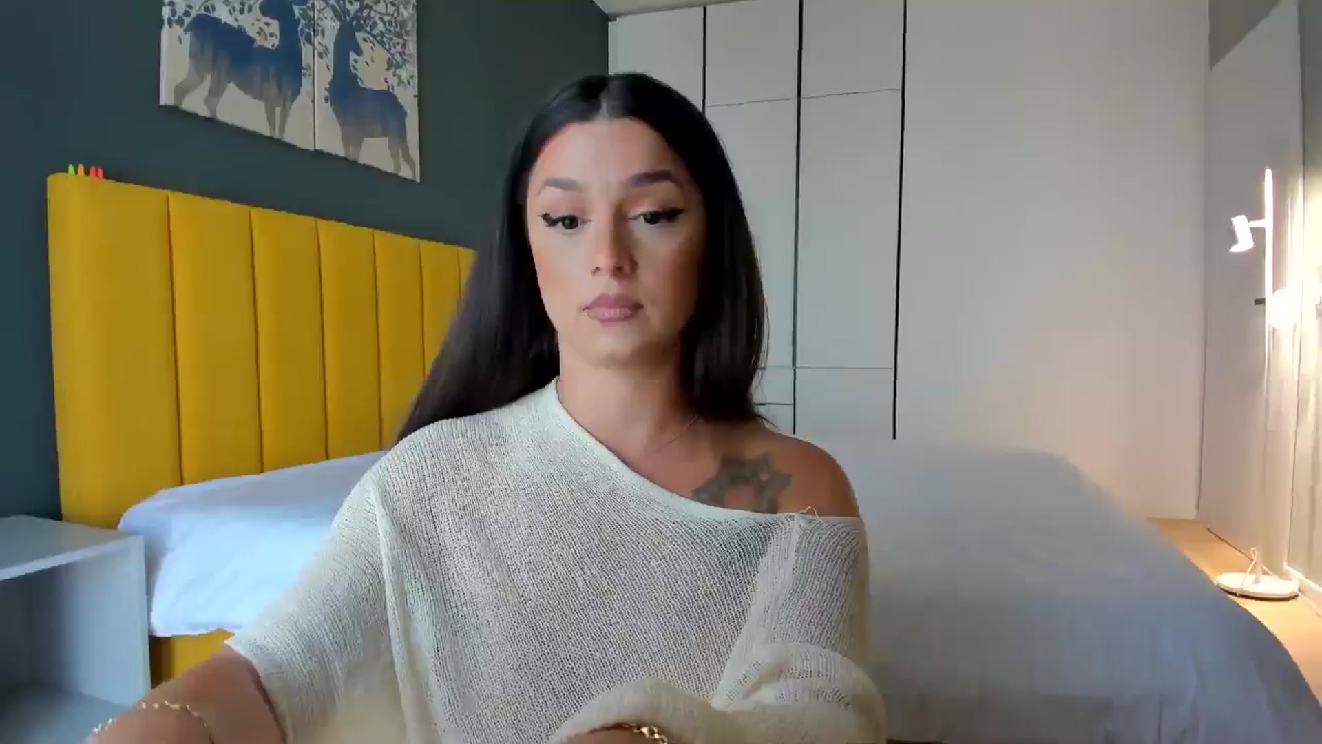 Gallery image thumbnail from Eve___'s myfreecams stream on, 09/05/2024, 14:13 image 3 of 20