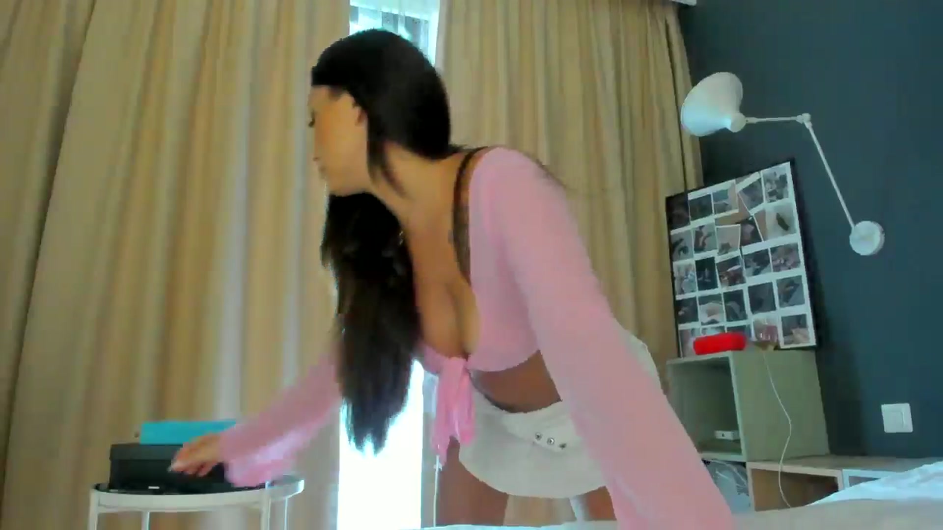 Gallery image thumbnail from Eve___'s myfreecams stream on, 09/10/2024, 14:23 image 7 of 20