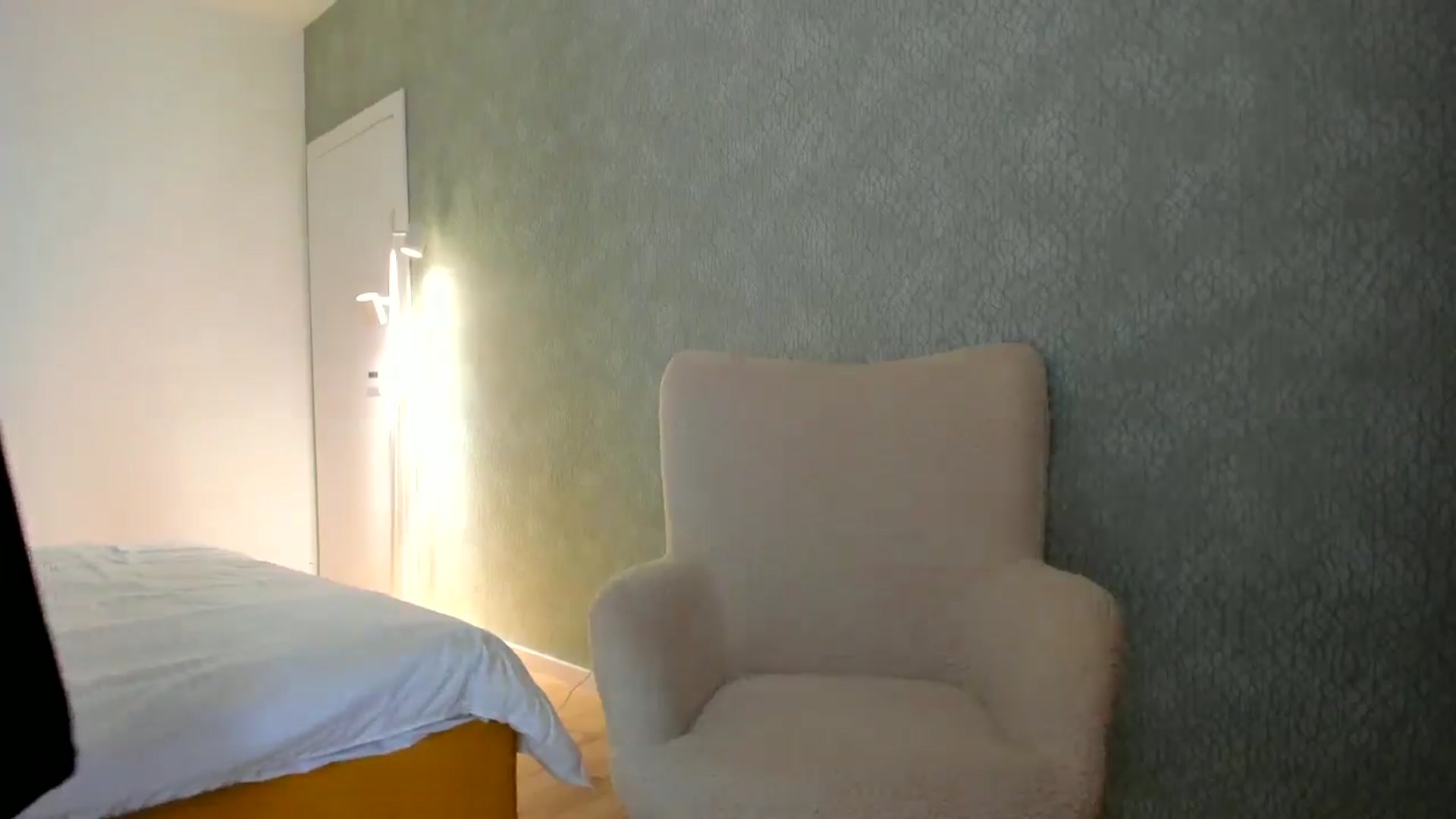 Gallery image thumbnail from Eve___'s myfreecams stream on, 10/11/2024, 12:49 image 10 of 20