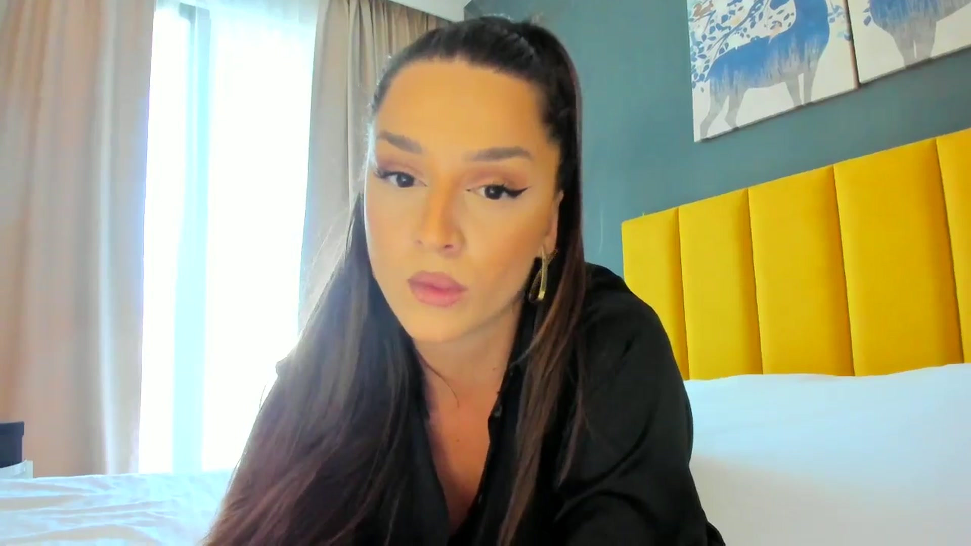 Gallery image thumbnail from Eve___'s myfreecams stream on, 10/24/2024, 13:36 image 11 of 20