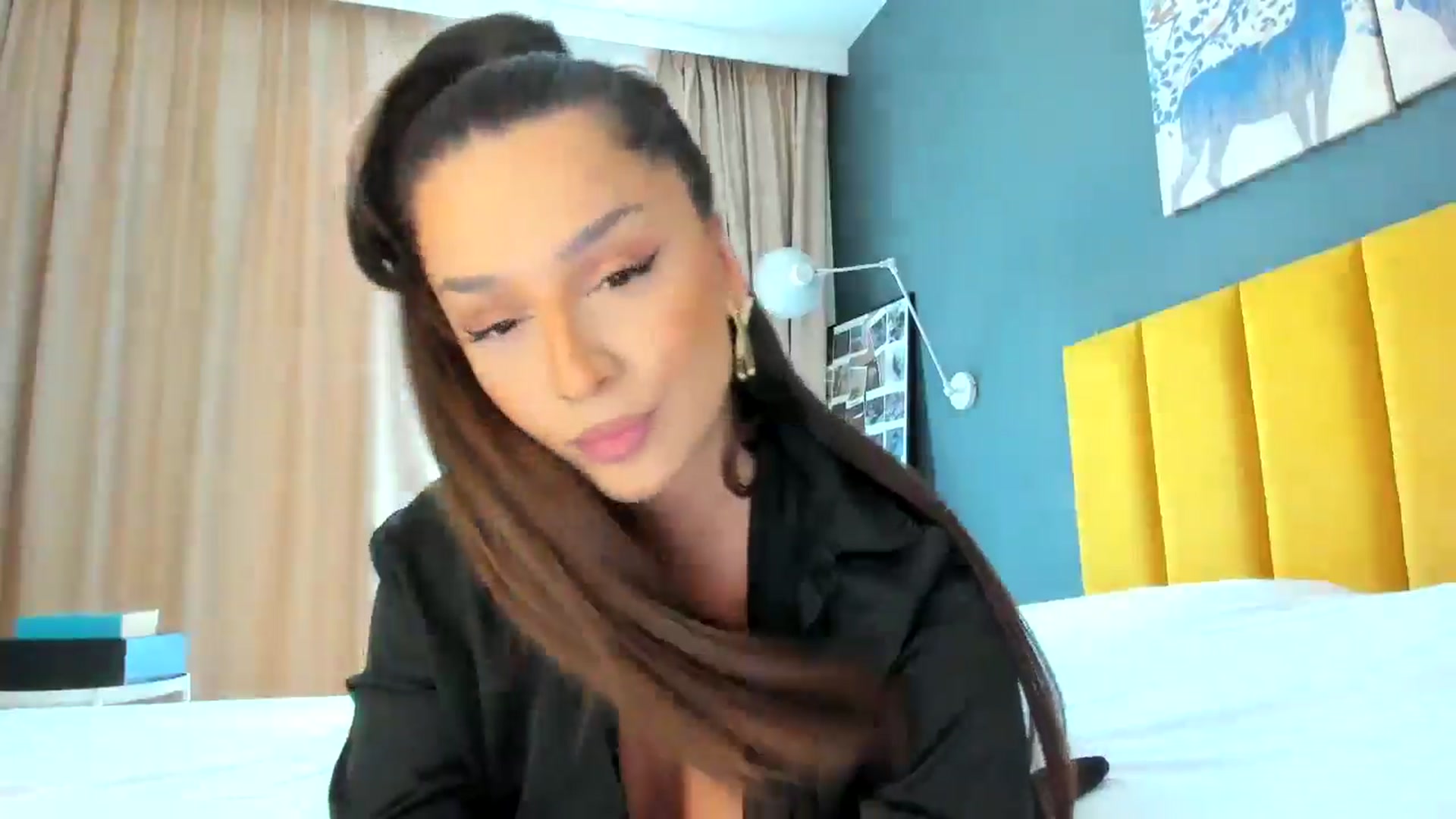 Gallery image thumbnail from Eve___'s myfreecams stream on, 10/24/2024, 13:36 image 4 of 20