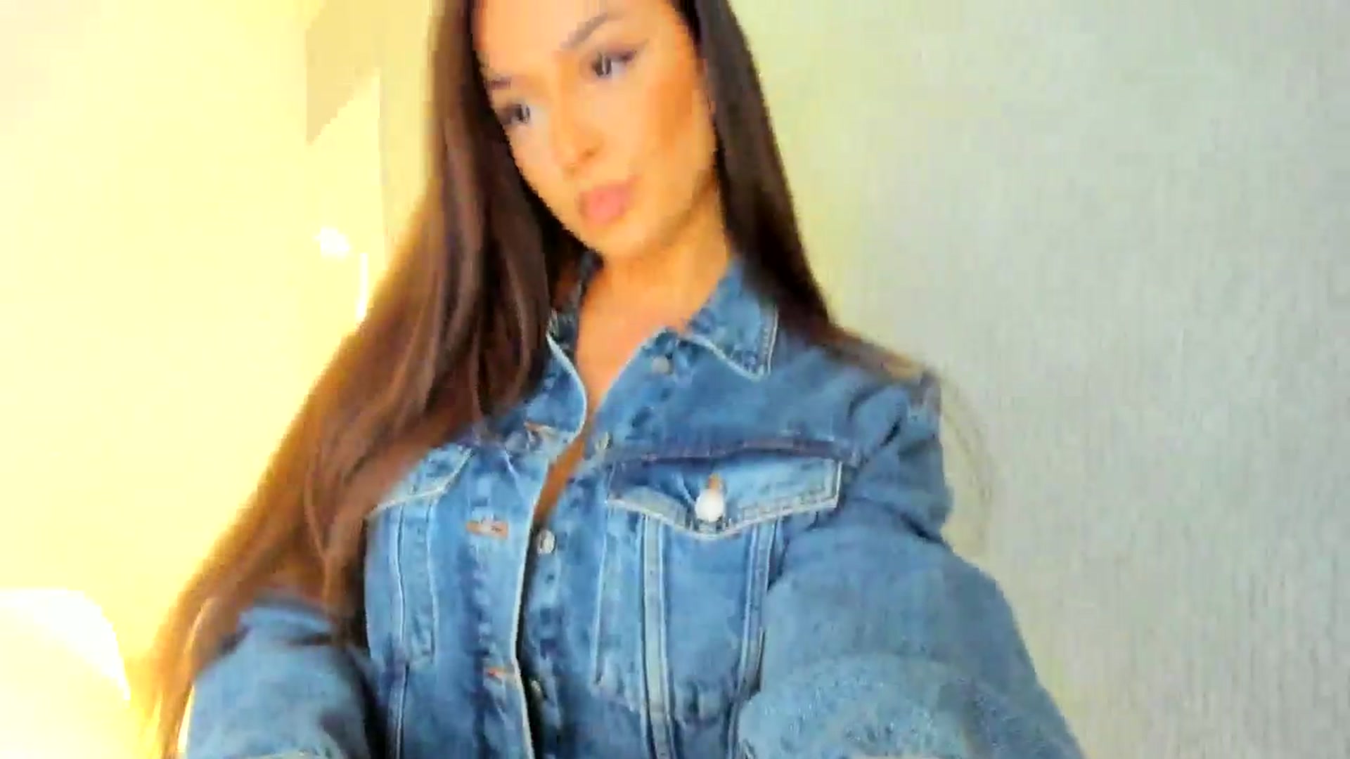 Gallery image thumbnail from Eve___'s myfreecams stream on, 11/01/2024, 14:33 image 12 of 20
