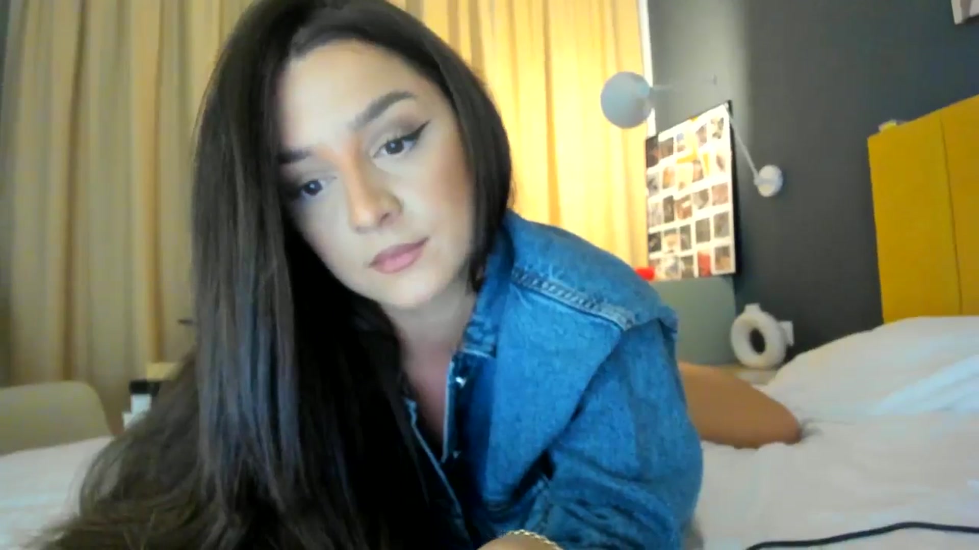 Gallery image thumbnail from Eve___'s myfreecams stream on, 11/01/2024, 16:33 image 9 of 20