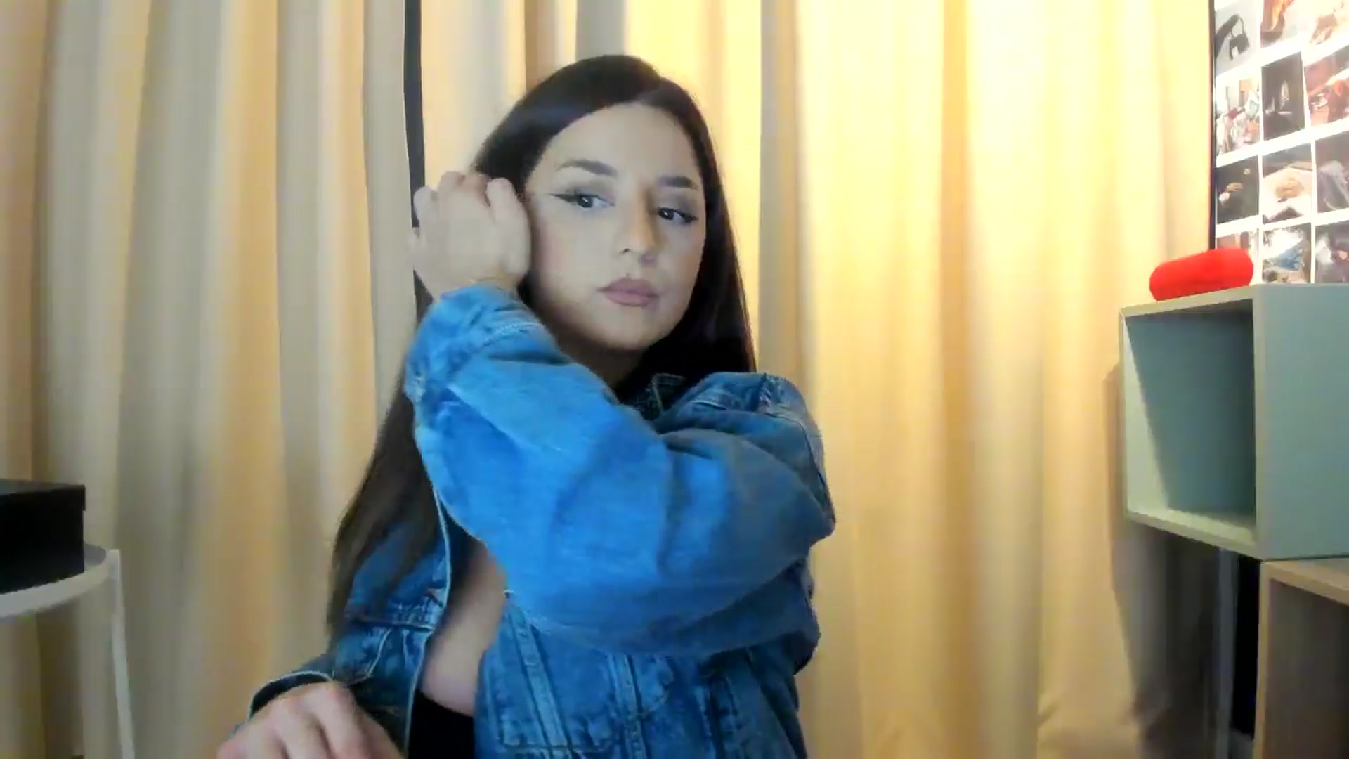 Gallery image thumbnail from Eve___'s myfreecams stream on, 11/01/2024, 16:33 image 6 of 20