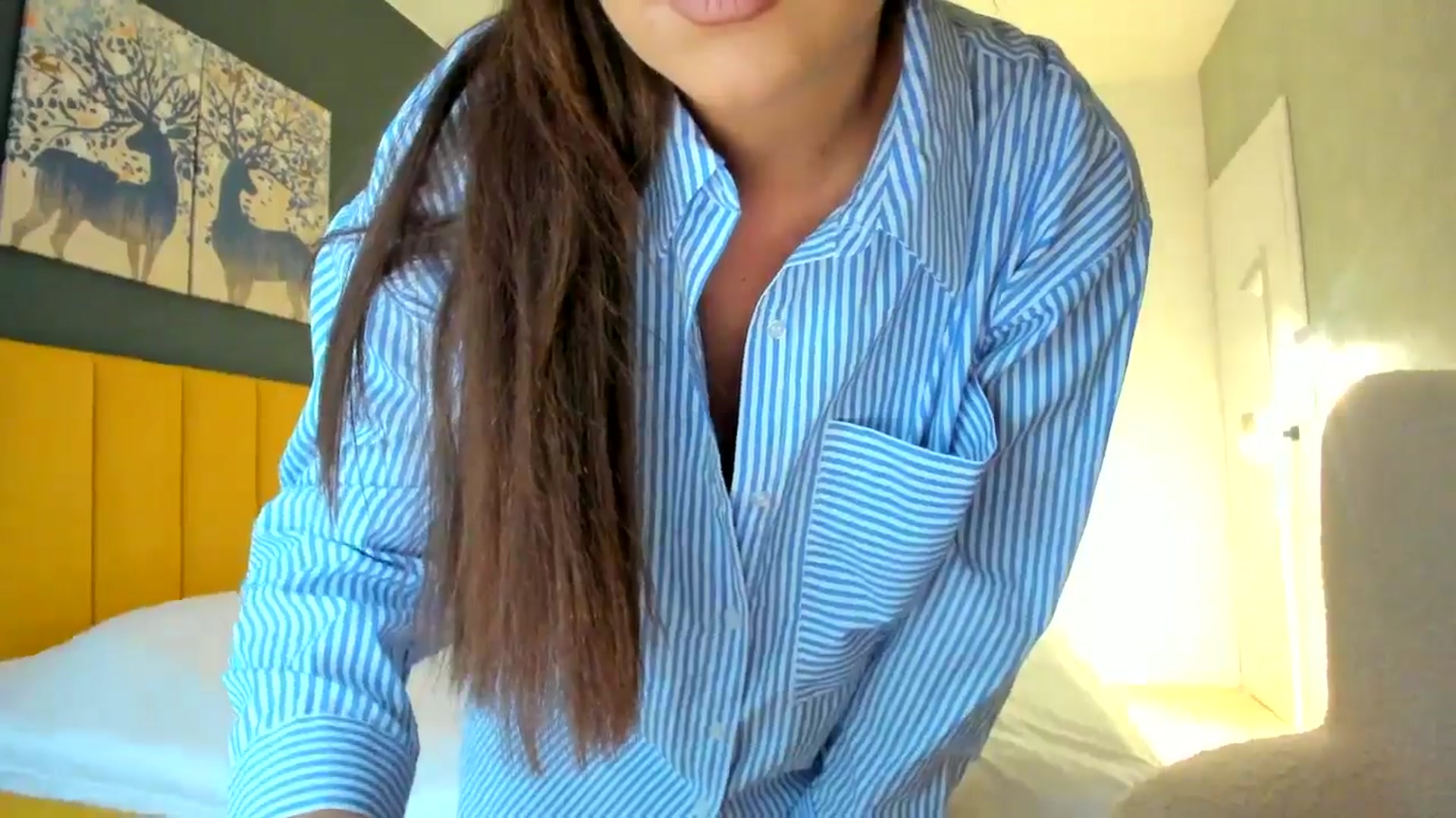 Gallery image thumbnail from Eve___'s myfreecams stream on, 11/20/2024, 14:02 image 18 of 20