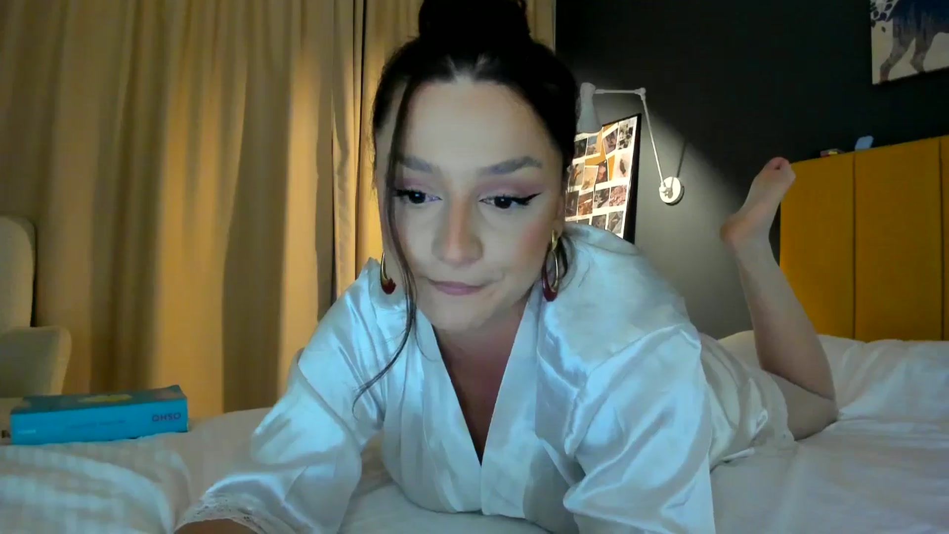 Gallery image thumbnail from Eve___'s myfreecams stream on, 11/22/2024, 16:01 image 20 of 20